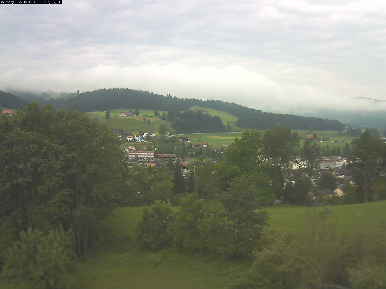 Webcam-Bild: Aussicht vom Dorfberg in Langnau 20170531-080601