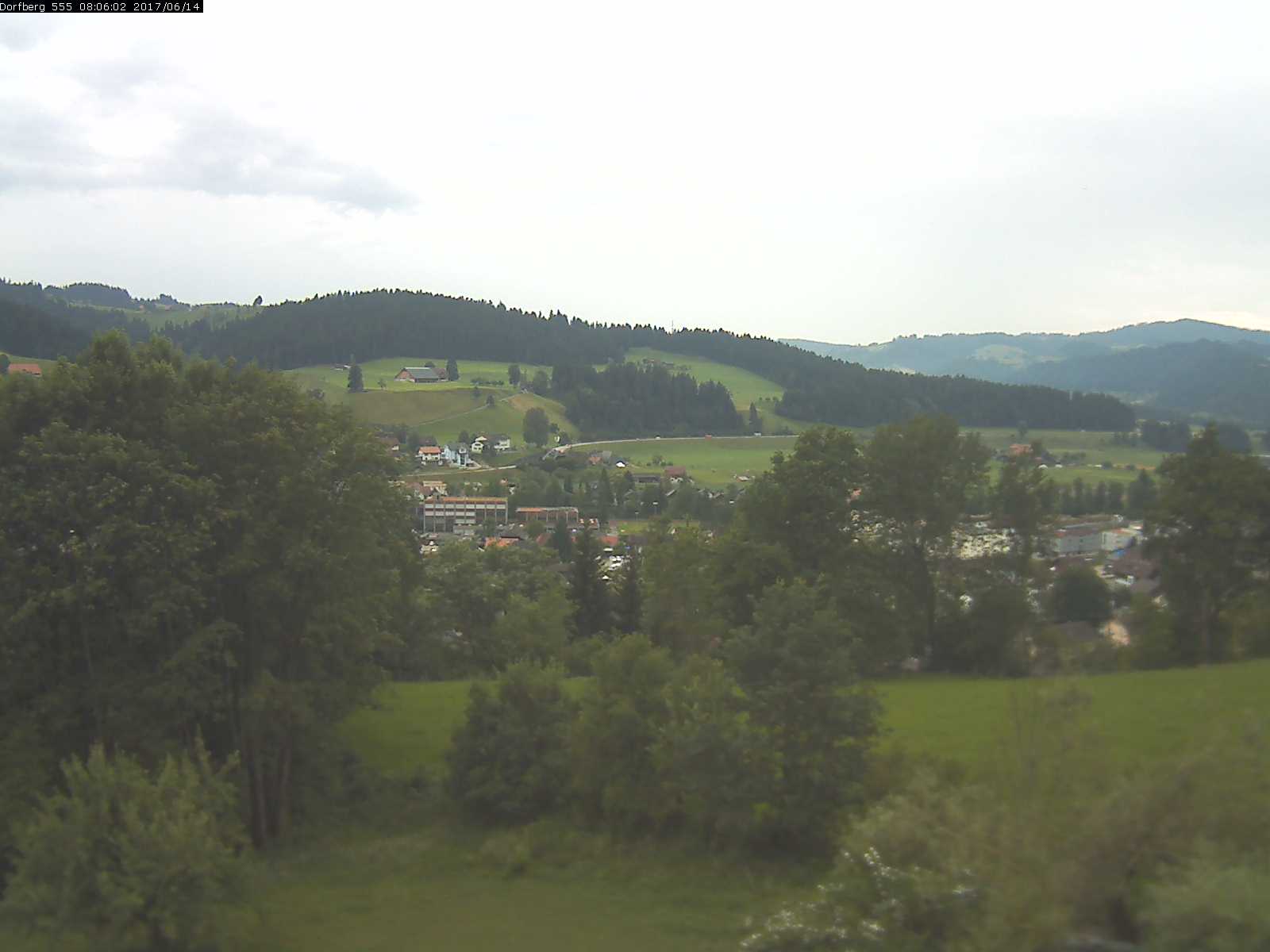 Webcam-Bild: Aussicht vom Dorfberg in Langnau 20170614-080601