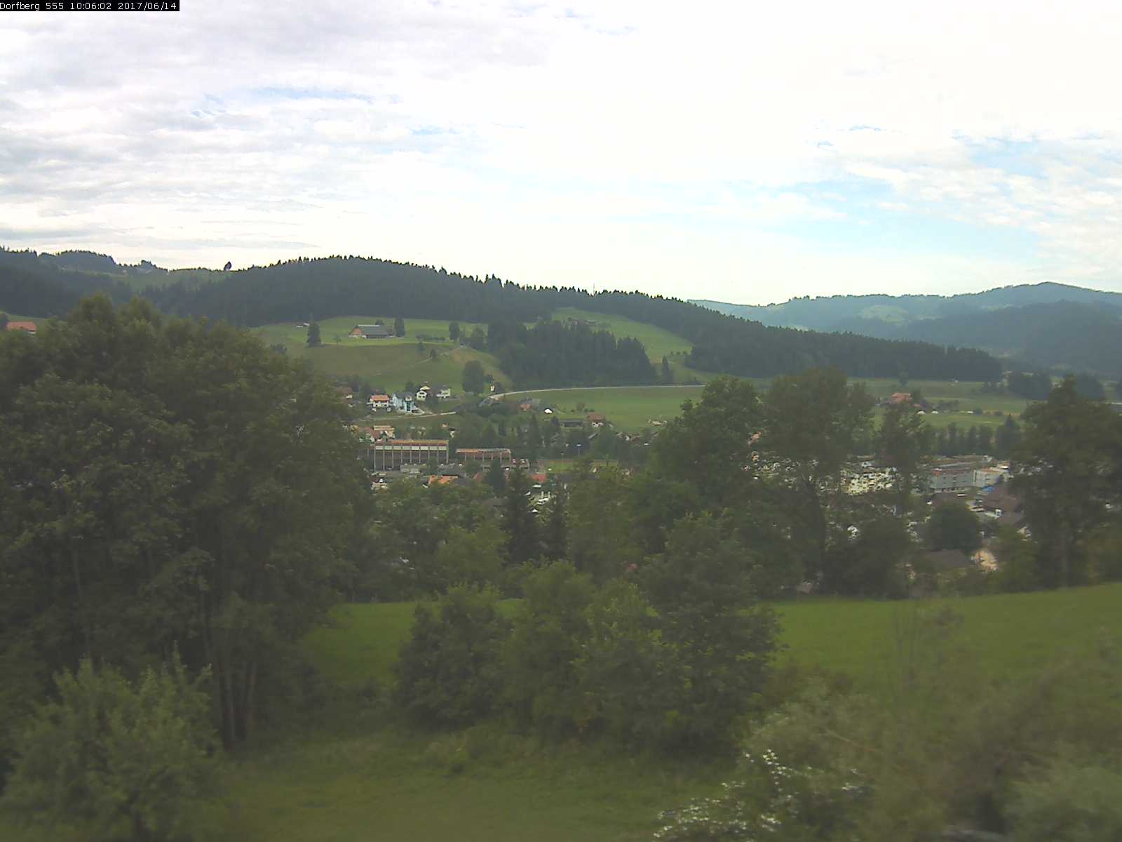 Webcam-Bild: Aussicht vom Dorfberg in Langnau 20170614-100601
