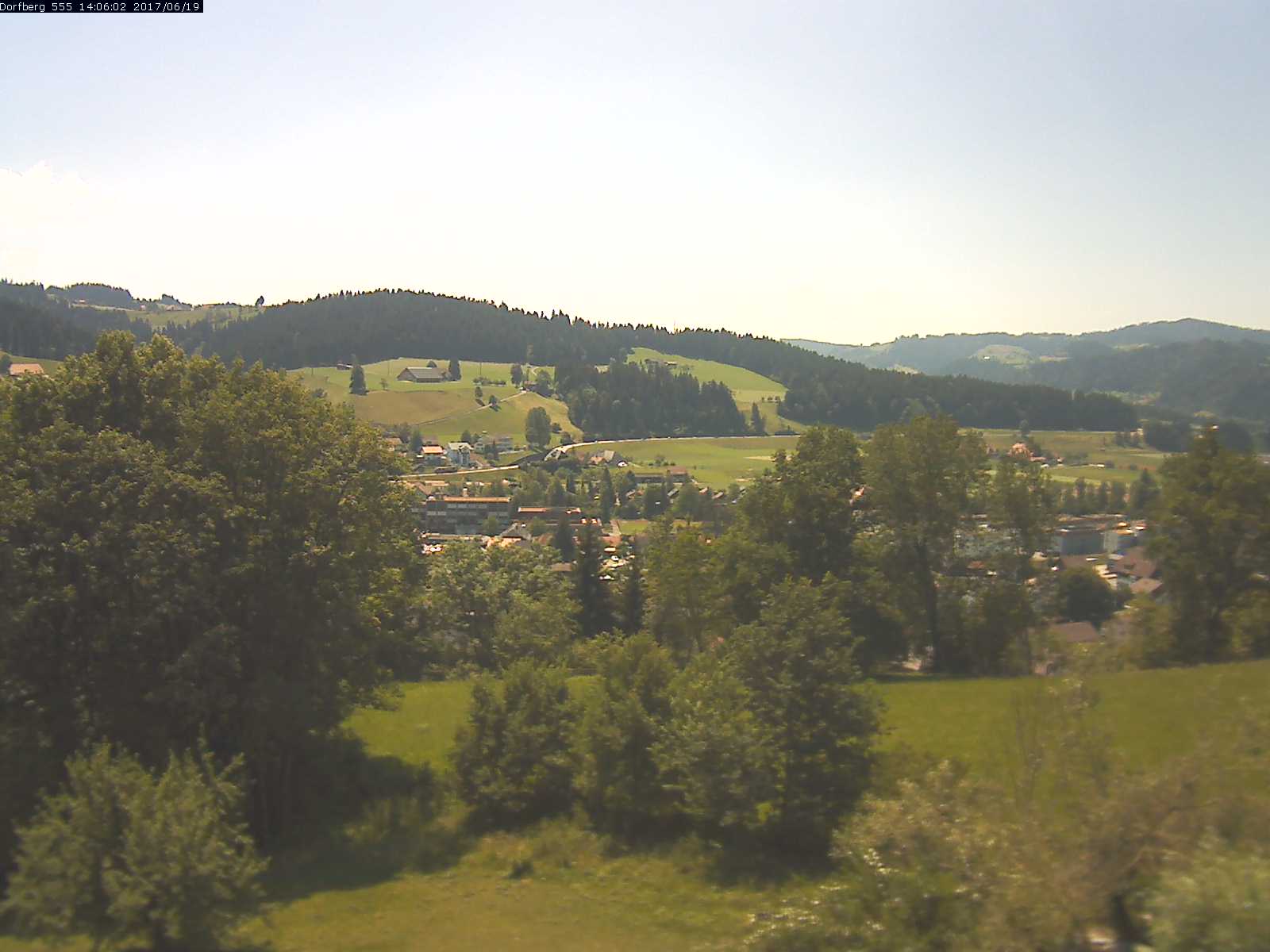 Webcam-Bild: Aussicht vom Dorfberg in Langnau 20170619-140602