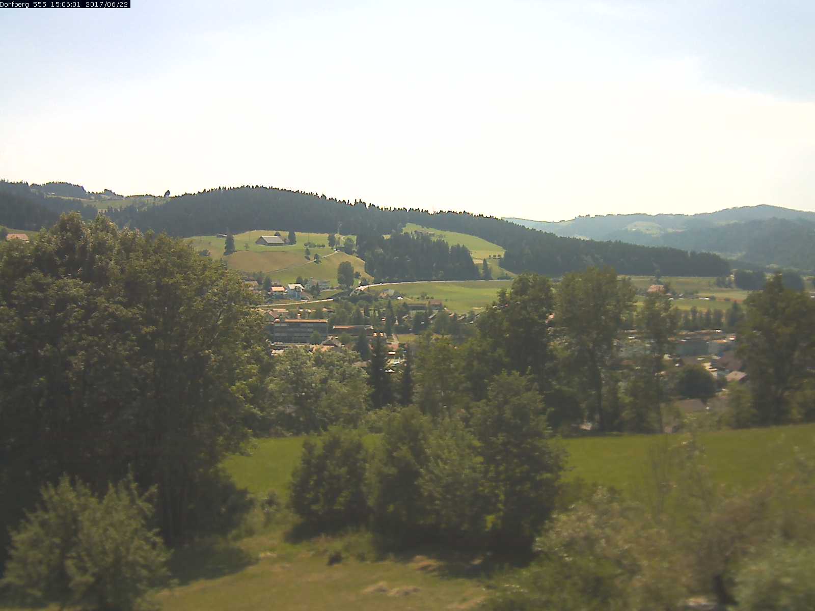 Webcam-Bild: Aussicht vom Dorfberg in Langnau 20170622-150601