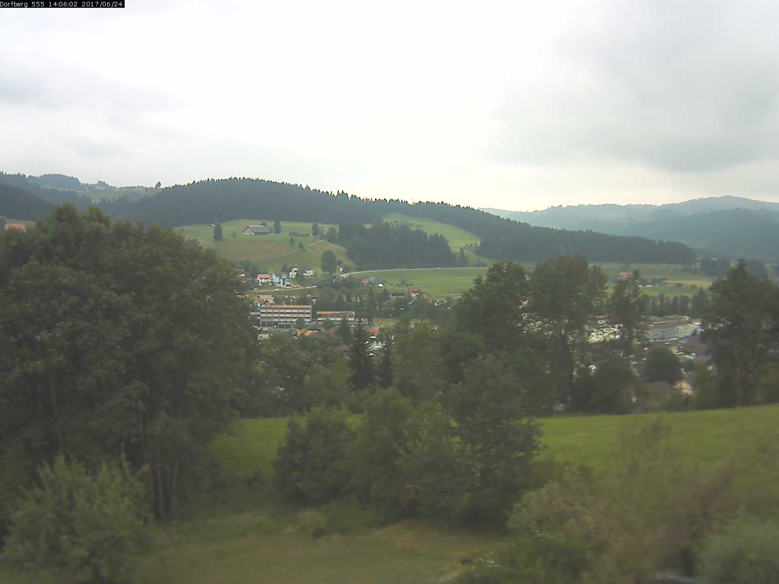 Webcam-Bild: Aussicht vom Dorfberg in Langnau 20170624-140601