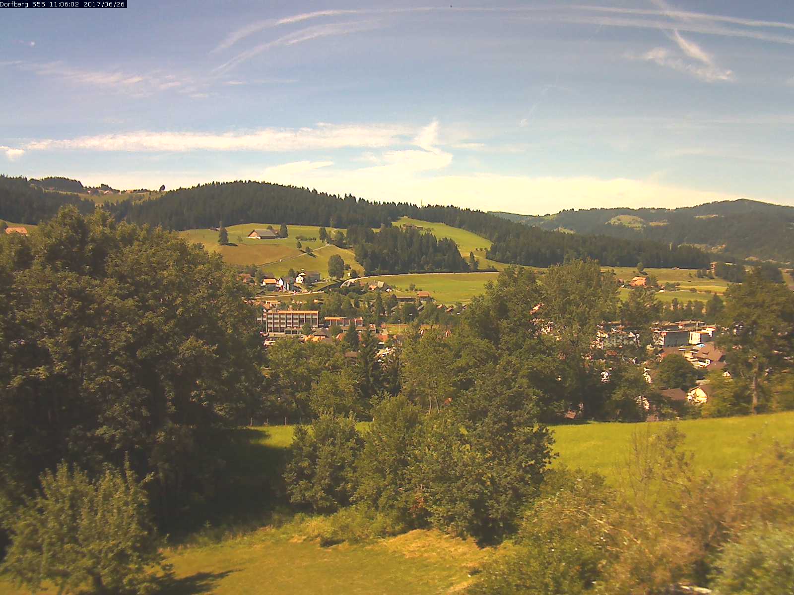 Webcam-Bild: Aussicht vom Dorfberg in Langnau 20170626-110601