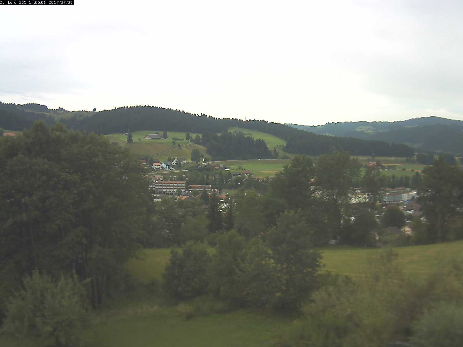 Webcam-Bild: Aussicht vom Dorfberg in Langnau 20170709-140601