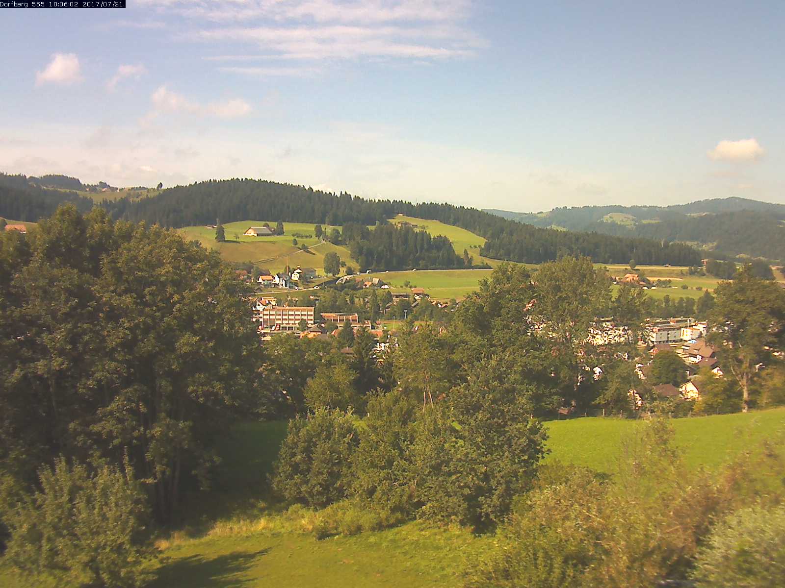 Webcam-Bild: Aussicht vom Dorfberg in Langnau 20170721-100601
