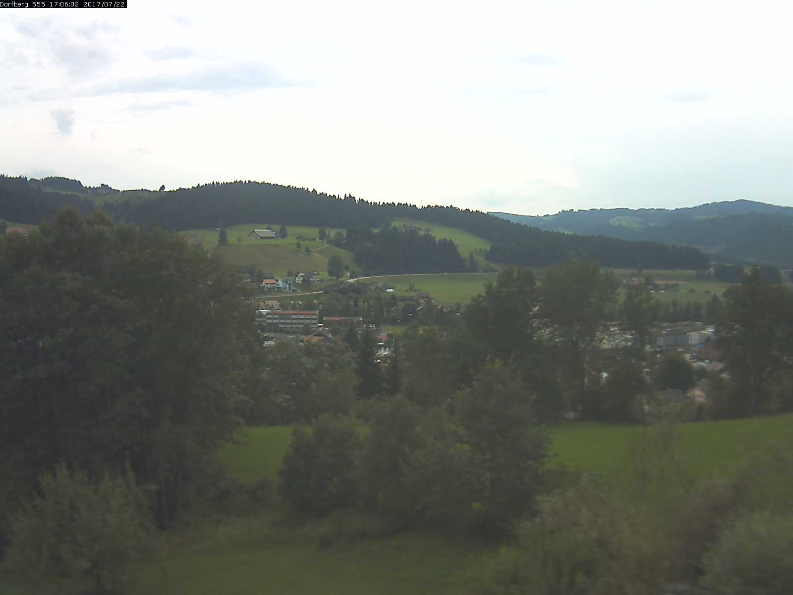 Webcam-Bild: Aussicht vom Dorfberg in Langnau 20170722-170601