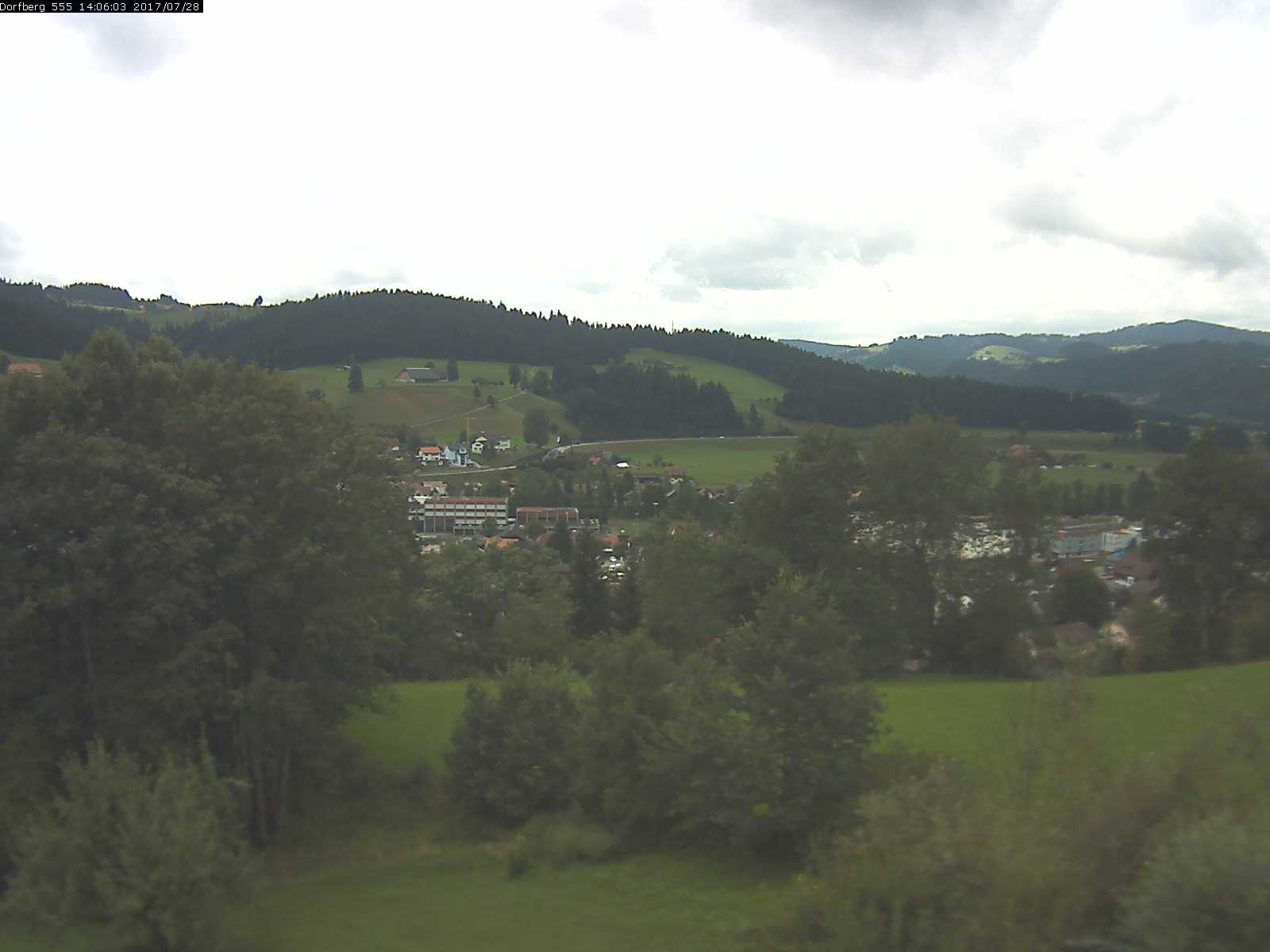 Webcam-Bild: Aussicht vom Dorfberg in Langnau 20170728-140601