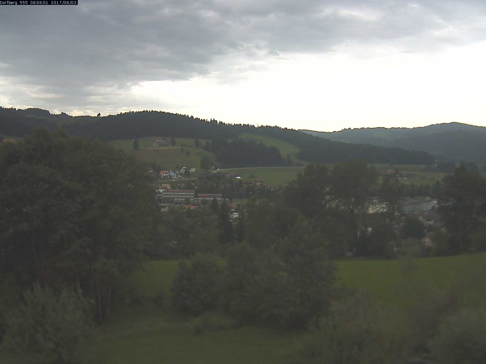 Webcam-Bild: Aussicht vom Dorfberg in Langnau 20170803-080601