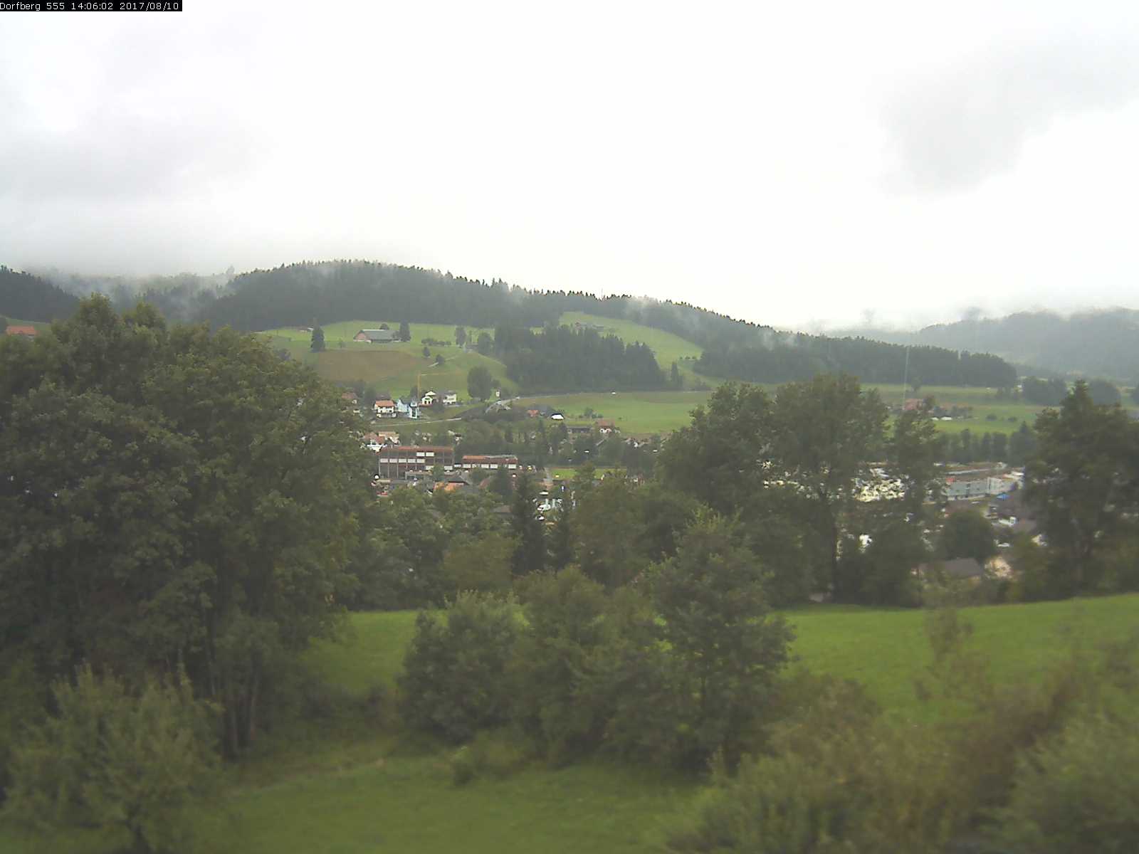 Webcam-Bild: Aussicht vom Dorfberg in Langnau 20170810-140601