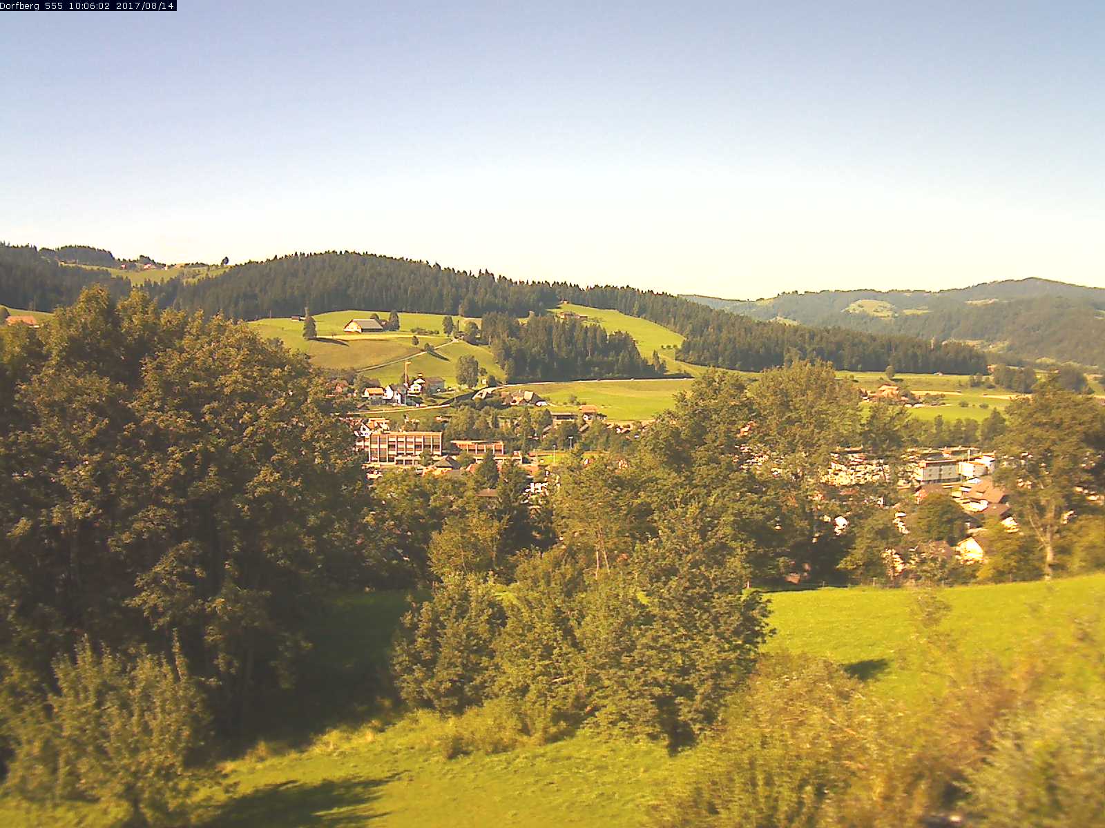 Webcam-Bild: Aussicht vom Dorfberg in Langnau 20170814-100601