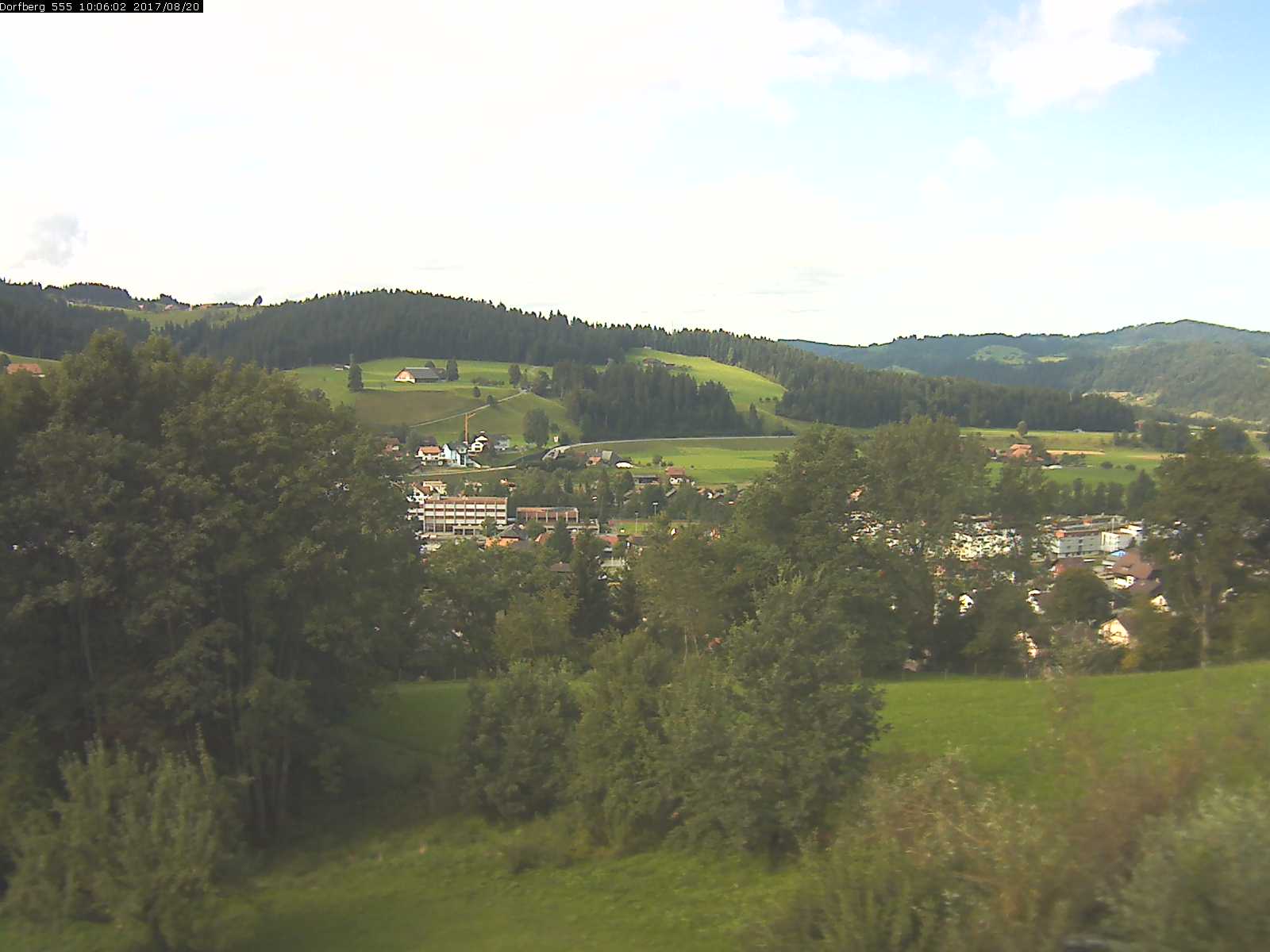 Webcam-Bild: Aussicht vom Dorfberg in Langnau 20170820-100601
