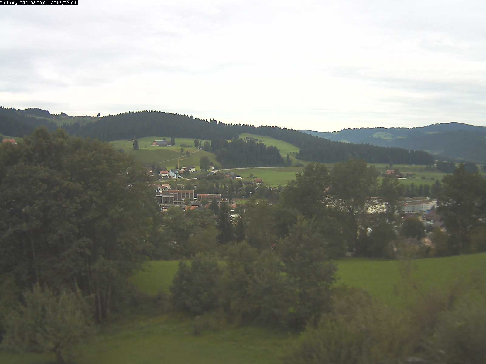 Webcam-Bild: Aussicht vom Dorfberg in Langnau 20170904-080601