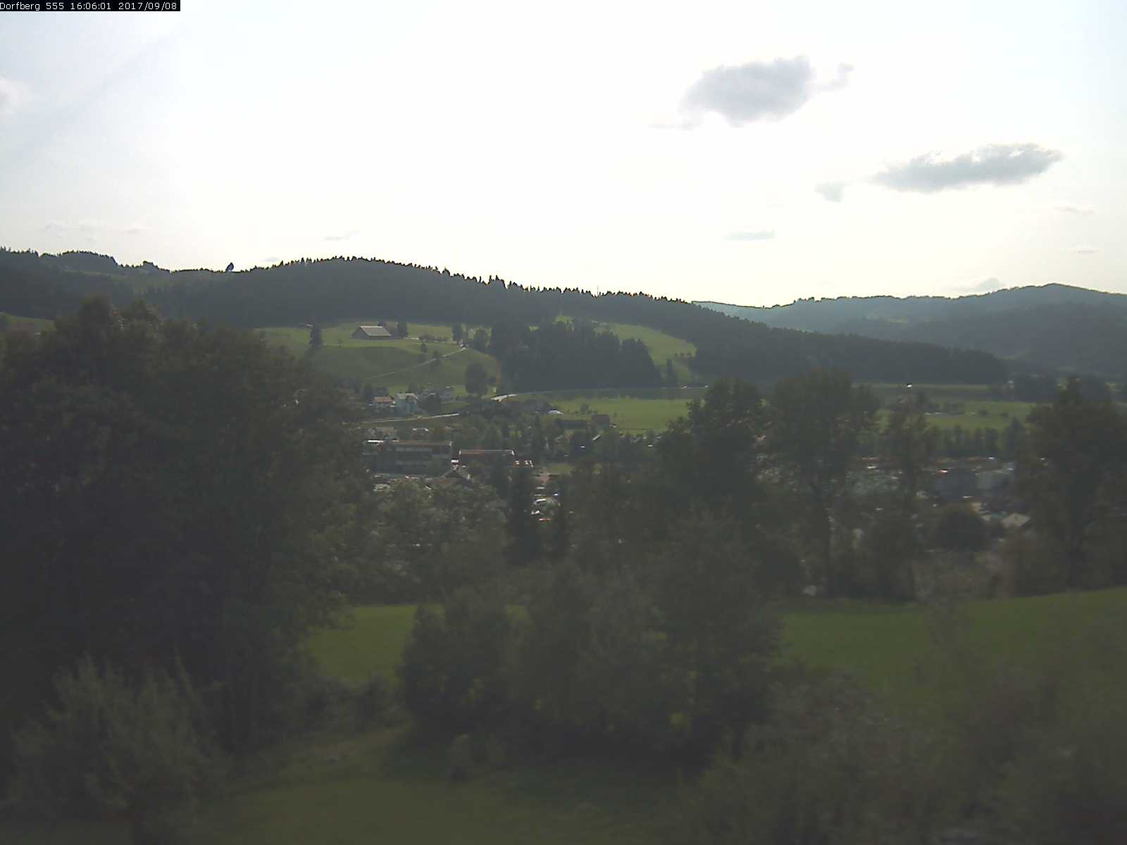 Webcam-Bild: Aussicht vom Dorfberg in Langnau 20170908-160601