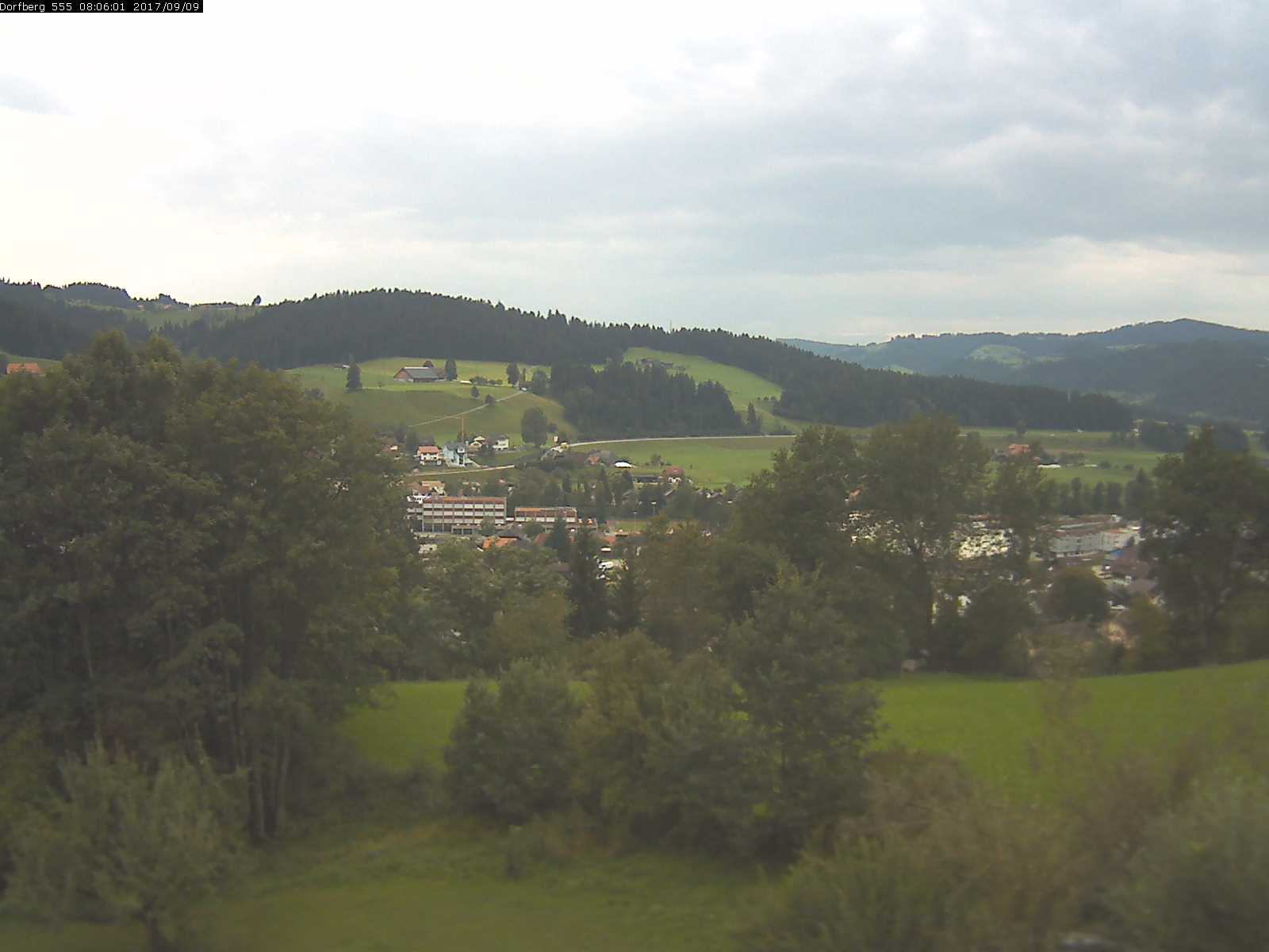 Webcam-Bild: Aussicht vom Dorfberg in Langnau 20170909-080601