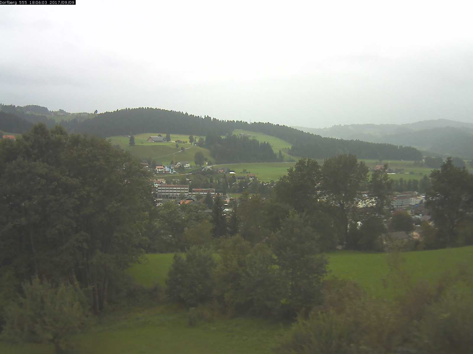 Webcam-Bild: Aussicht vom Dorfberg in Langnau 20170909-180601