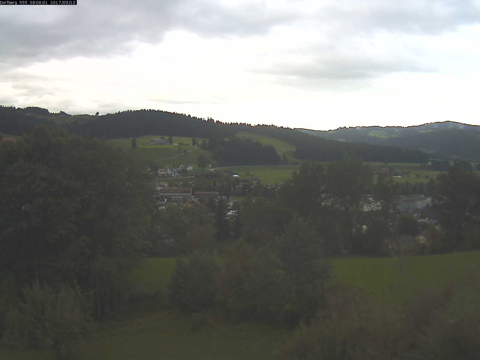 Webcam-Bild: Aussicht vom Dorfberg in Langnau 20170912-080601