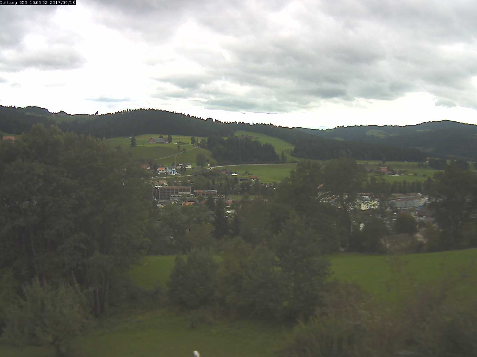 Webcam-Bild: Aussicht vom Dorfberg in Langnau 20170913-150601