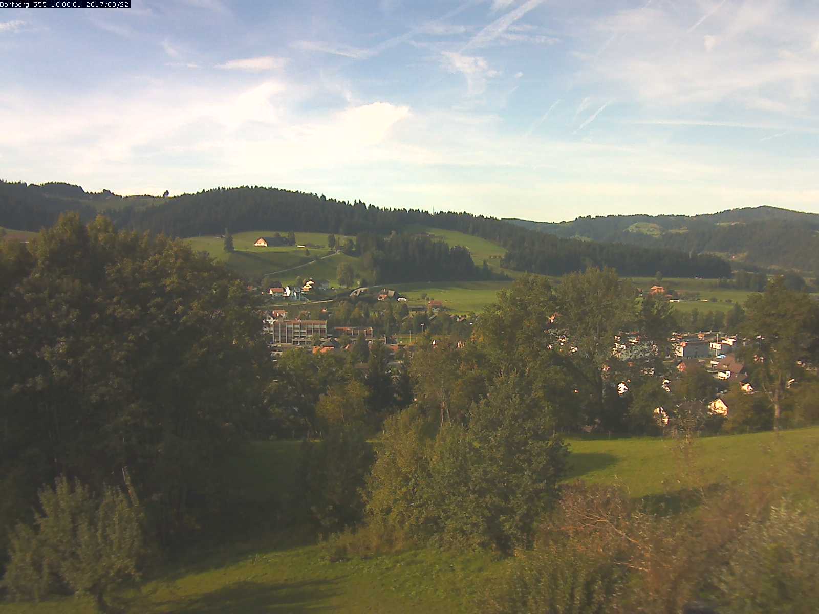 Webcam-Bild: Aussicht vom Dorfberg in Langnau 20170922-100601