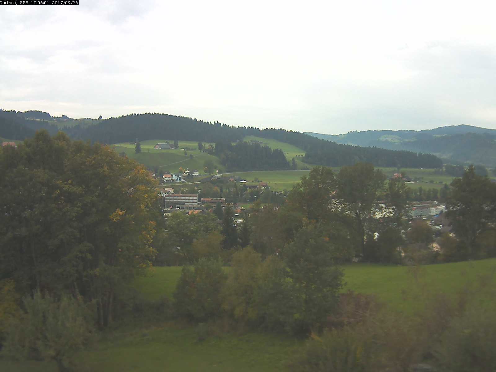 Webcam-Bild: Aussicht vom Dorfberg in Langnau 20170926-100601