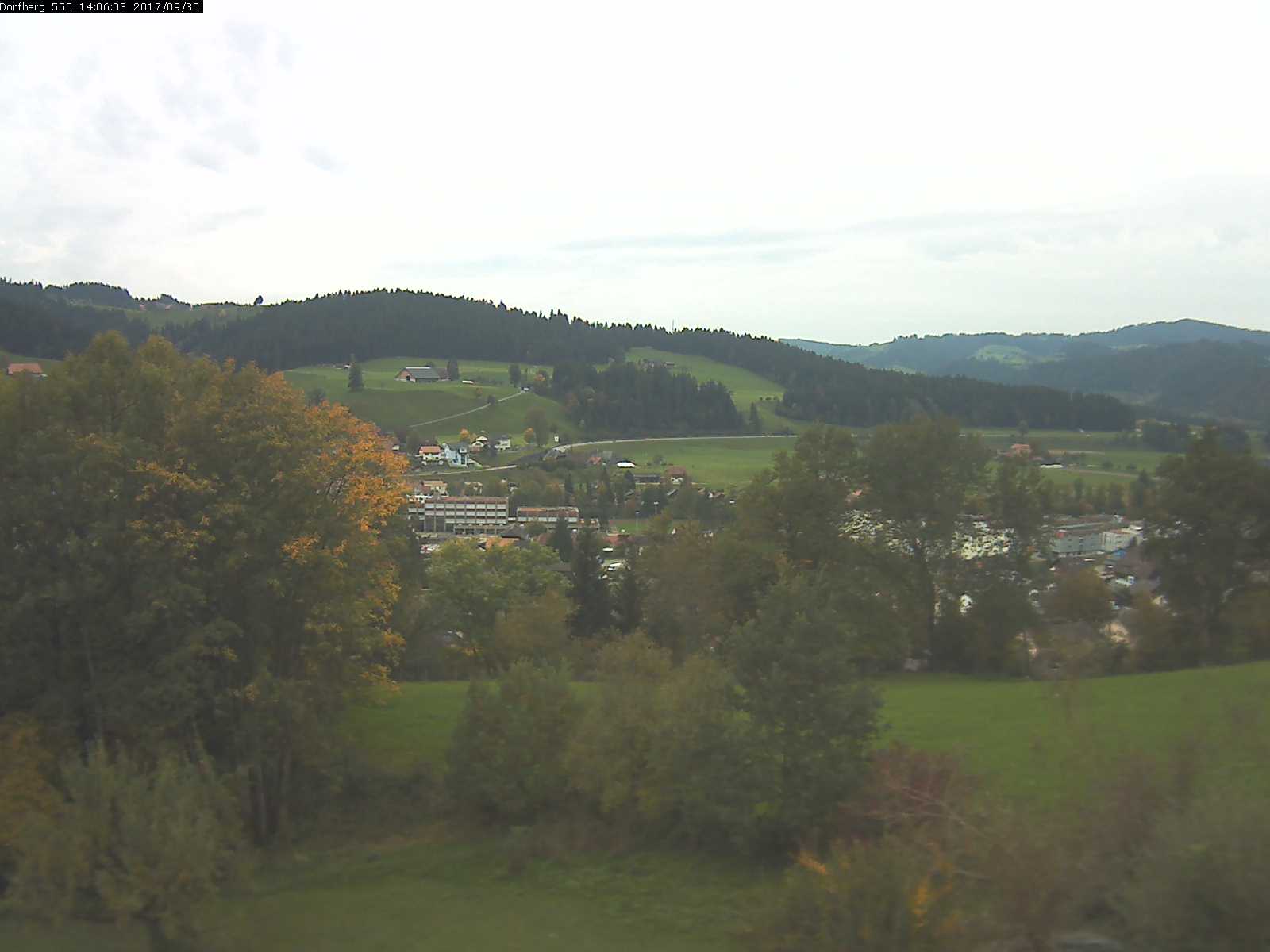 Webcam-Bild: Aussicht vom Dorfberg in Langnau 20170930-140601