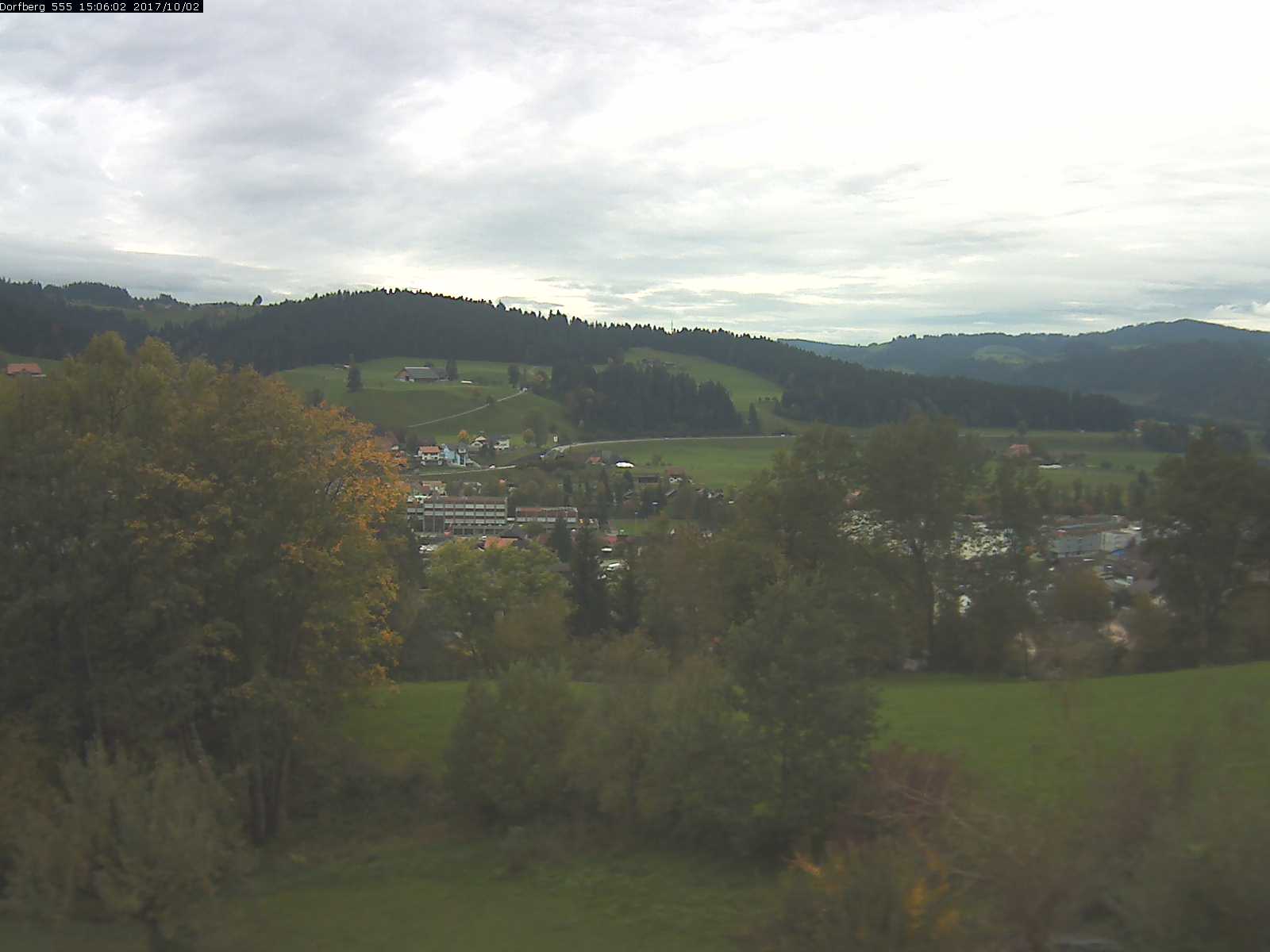Webcam-Bild: Aussicht vom Dorfberg in Langnau 20171002-150601
