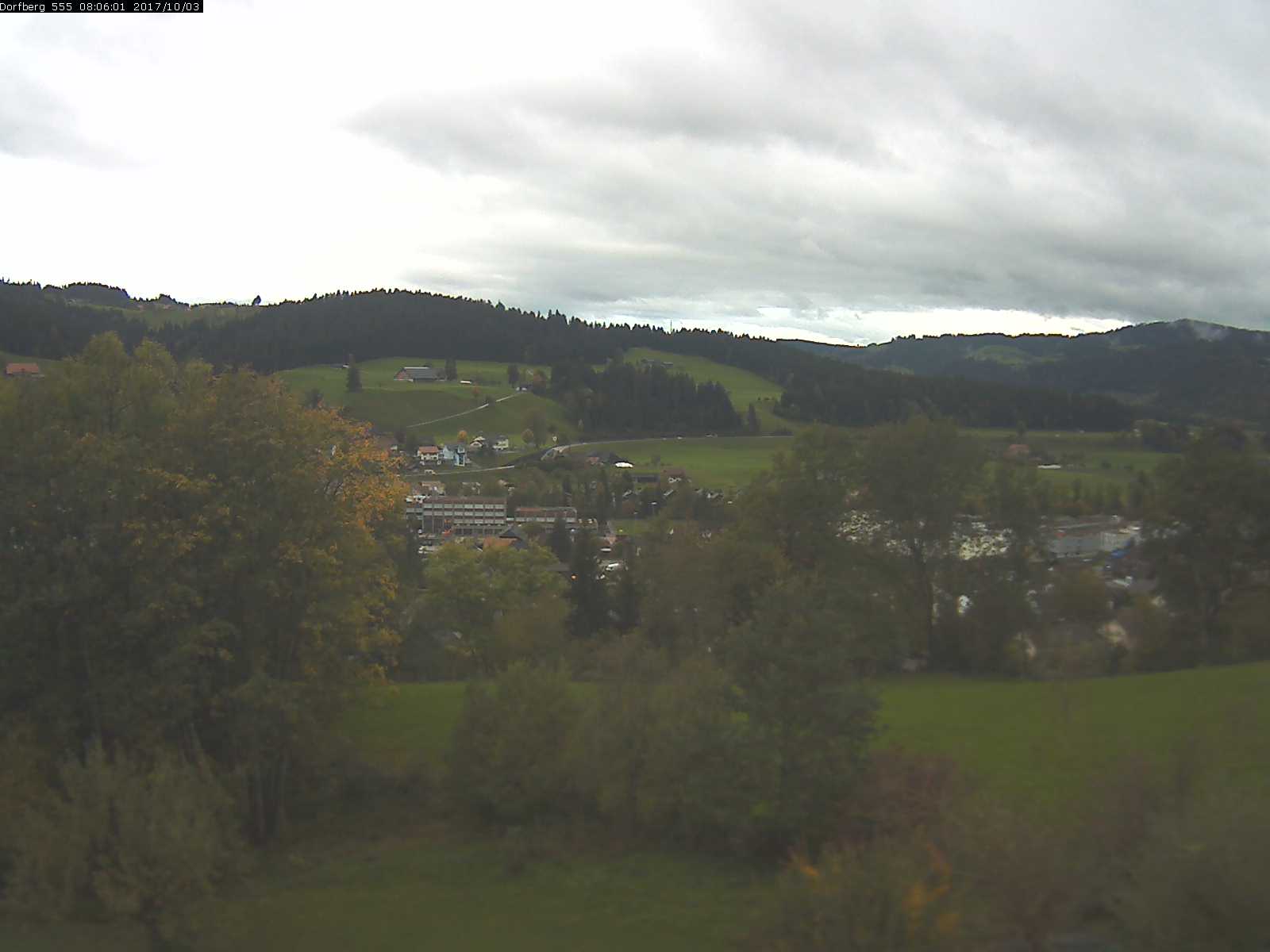 Webcam-Bild: Aussicht vom Dorfberg in Langnau 20171003-080601