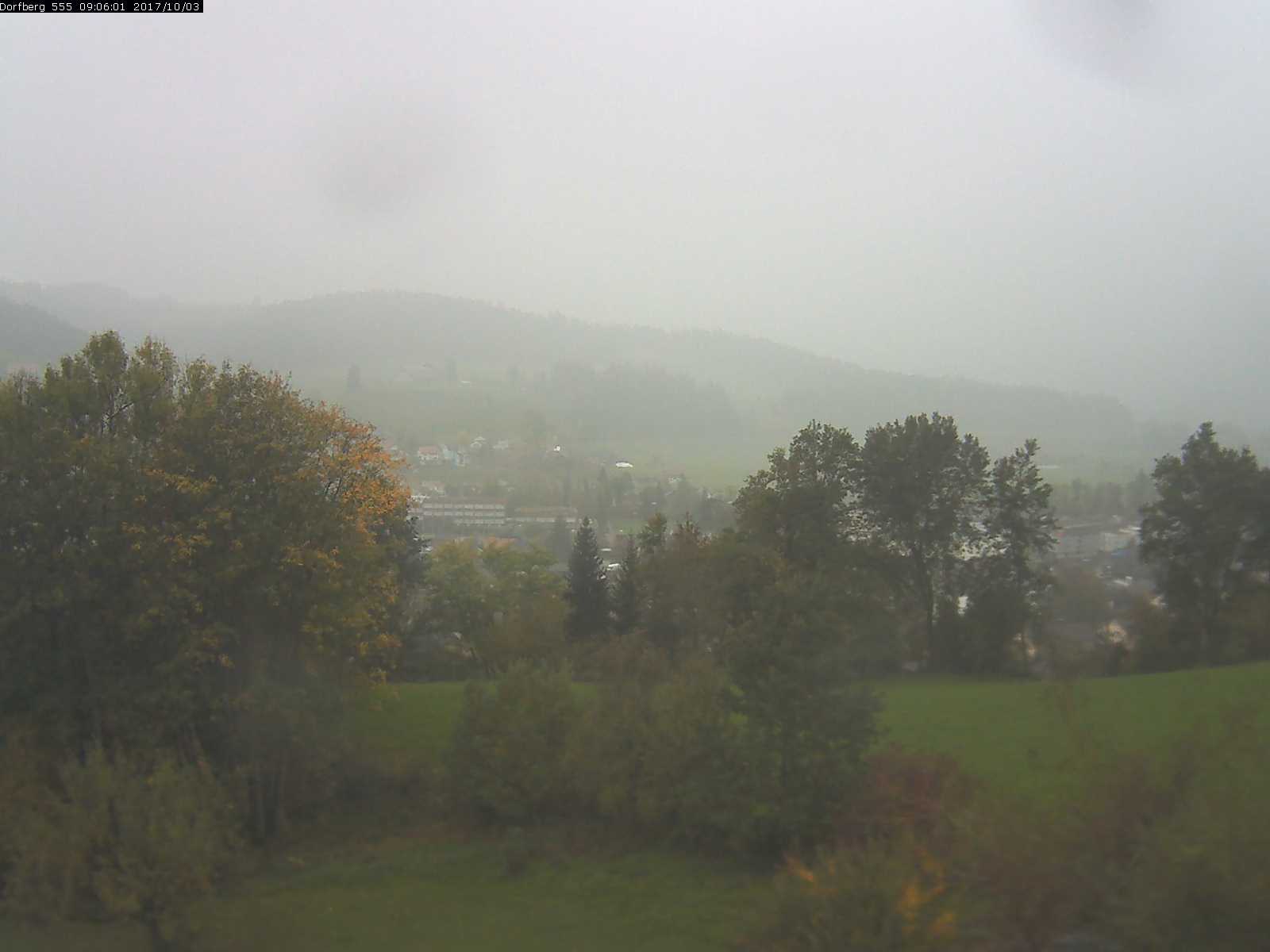 Webcam-Bild: Aussicht vom Dorfberg in Langnau 20171003-090601
