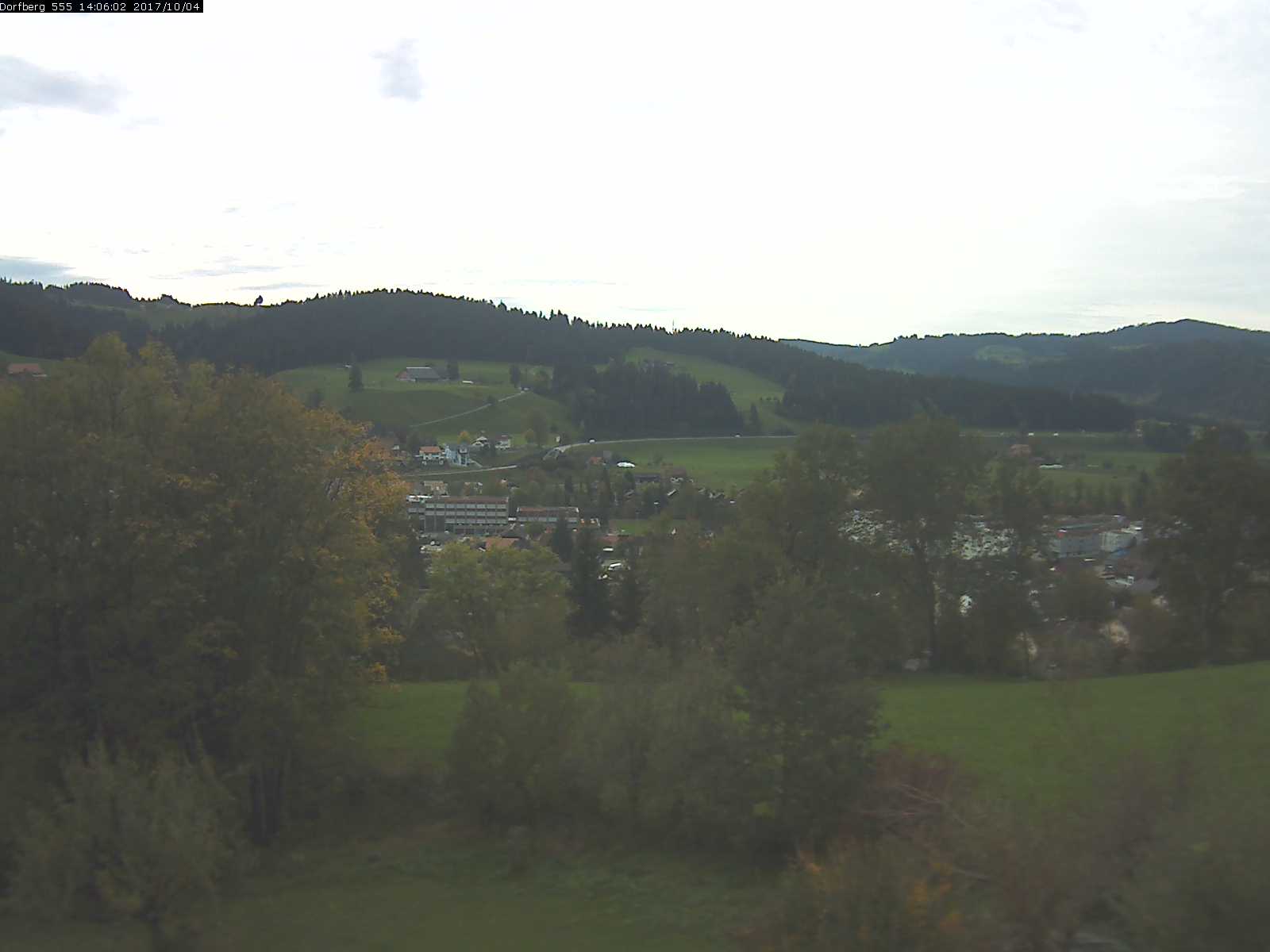 Webcam-Bild: Aussicht vom Dorfberg in Langnau 20171004-140601