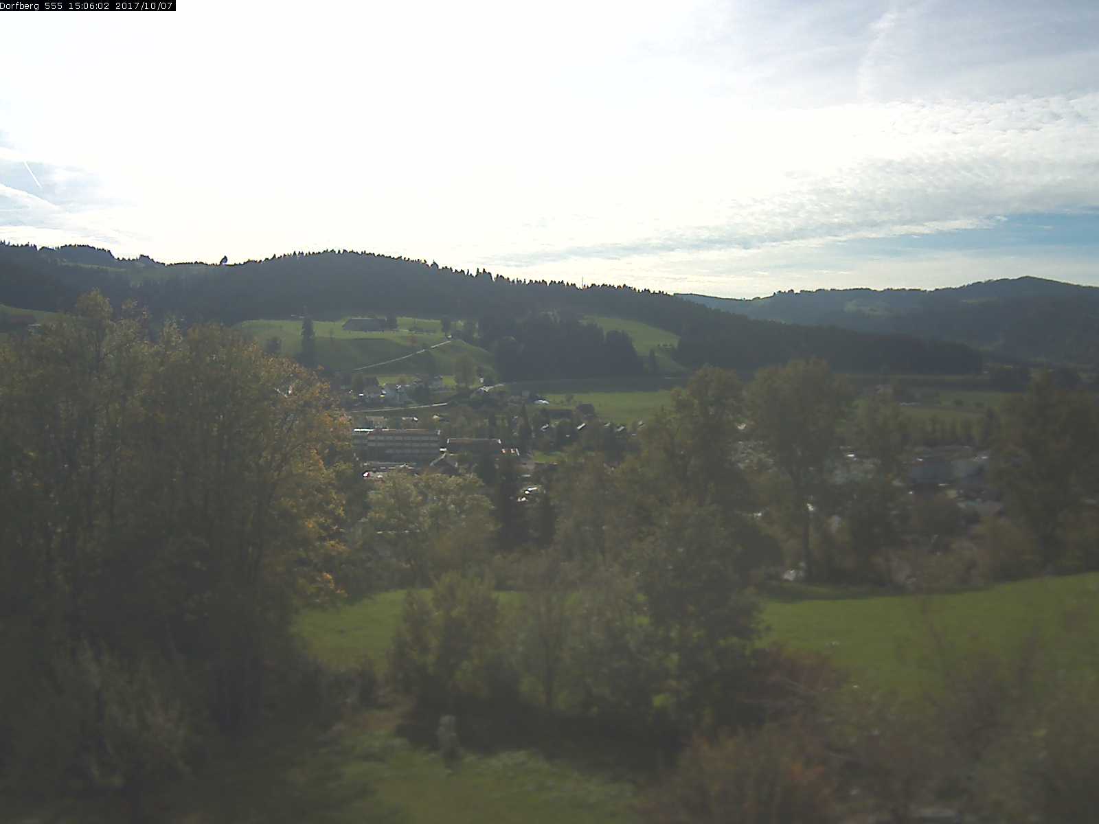 Webcam-Bild: Aussicht vom Dorfberg in Langnau 20171007-150601
