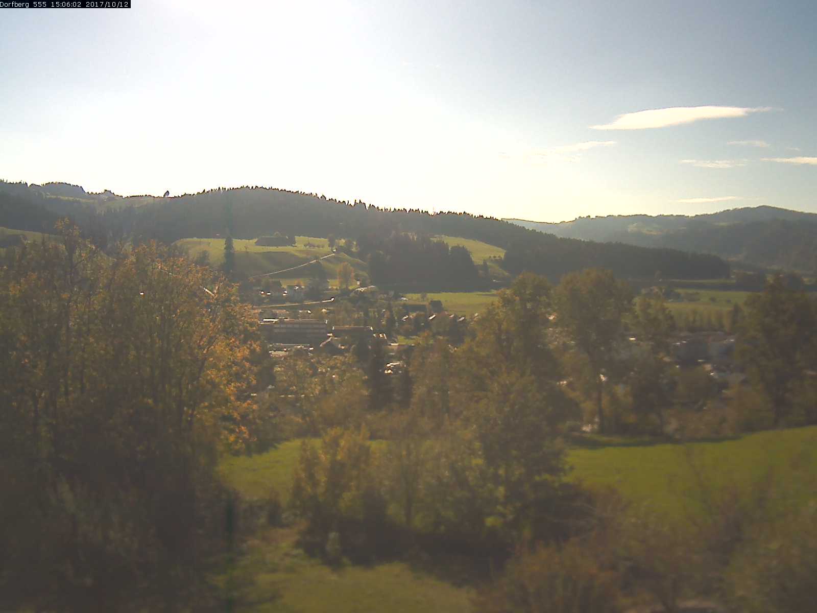 Webcam-Bild: Aussicht vom Dorfberg in Langnau 20171012-150601