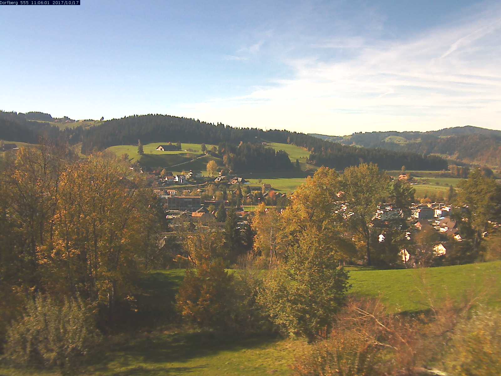 Webcam-Bild: Aussicht vom Dorfberg in Langnau 20171017-110601