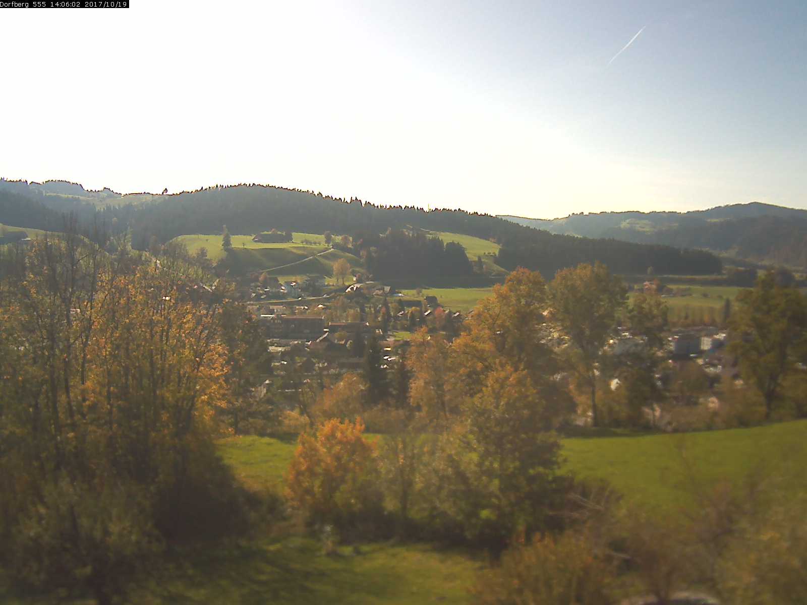 Webcam-Bild: Aussicht vom Dorfberg in Langnau 20171019-140601