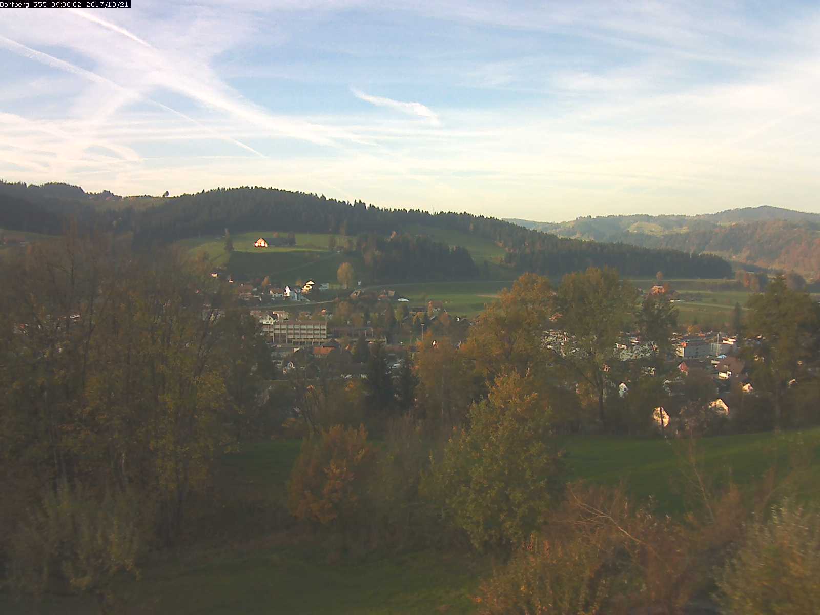 Webcam-Bild: Aussicht vom Dorfberg in Langnau 20171021-090601