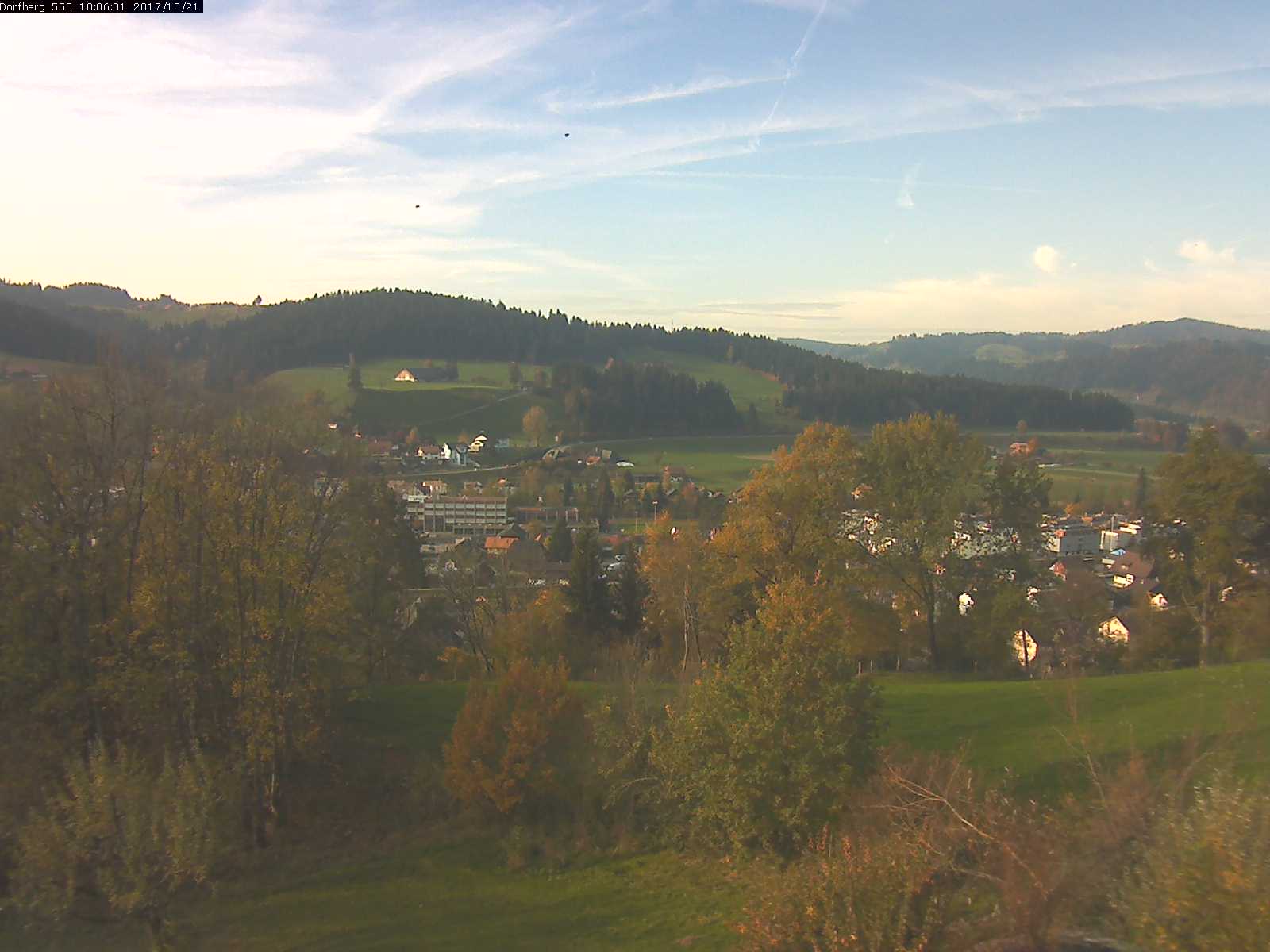 Webcam-Bild: Aussicht vom Dorfberg in Langnau 20171021-100601
