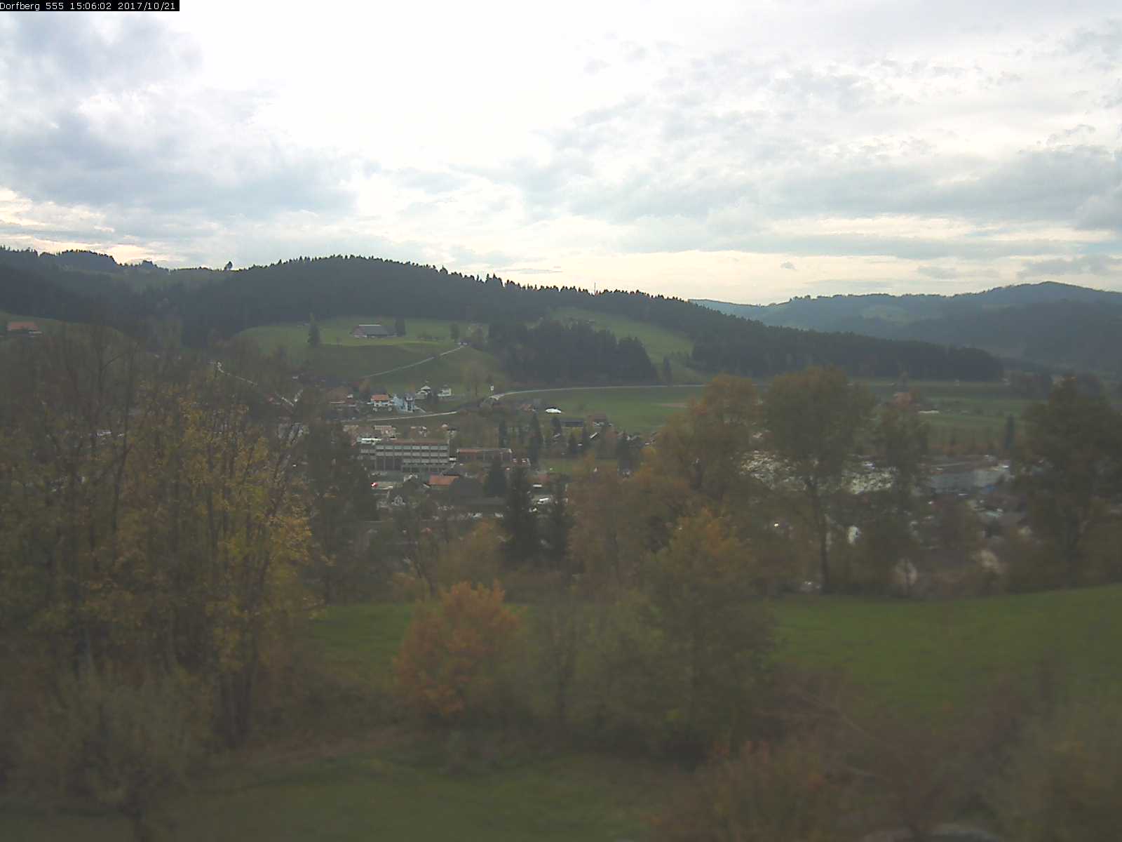 Webcam-Bild: Aussicht vom Dorfberg in Langnau 20171021-150601