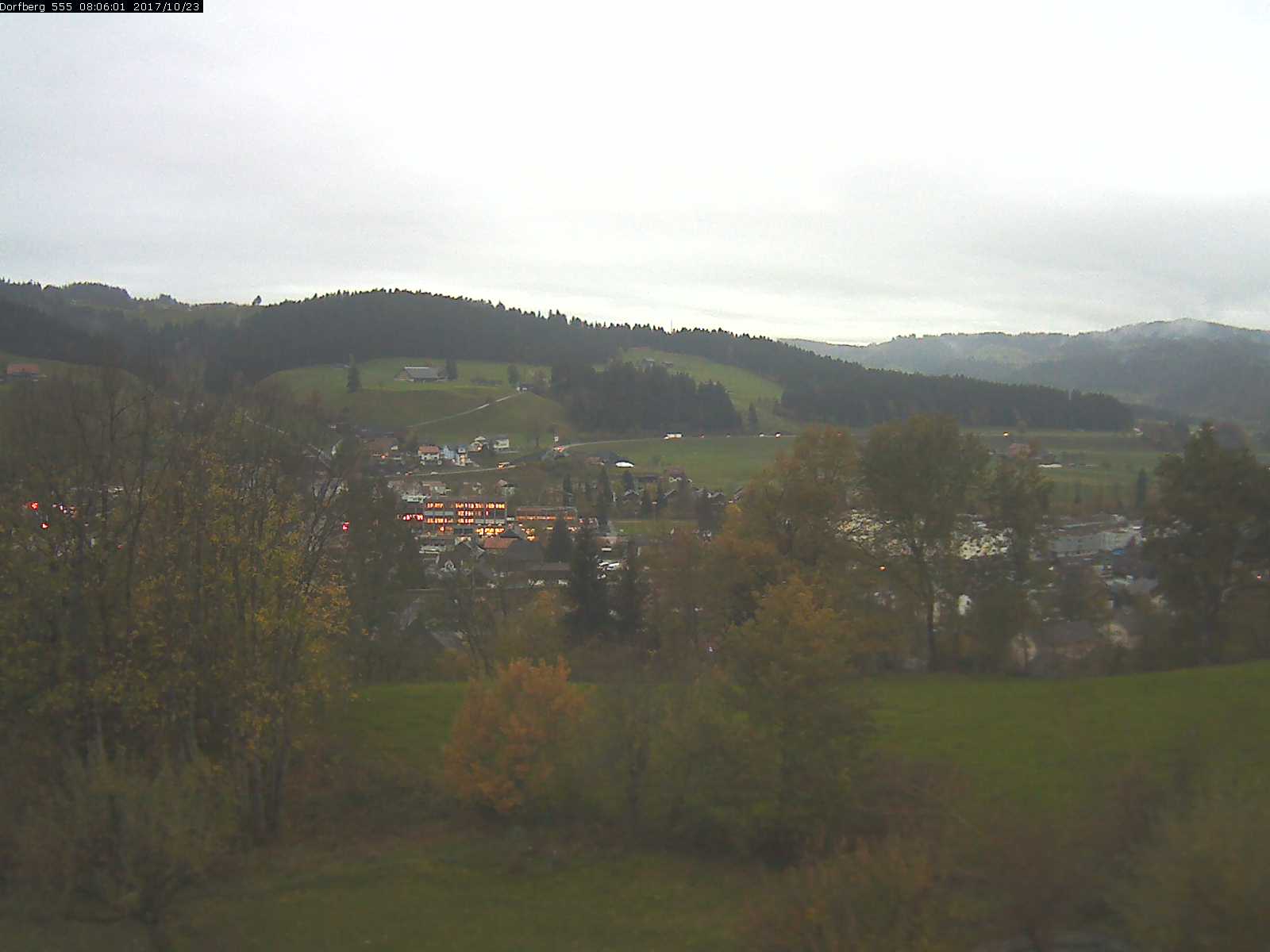 Webcam-Bild: Aussicht vom Dorfberg in Langnau 20171023-080601