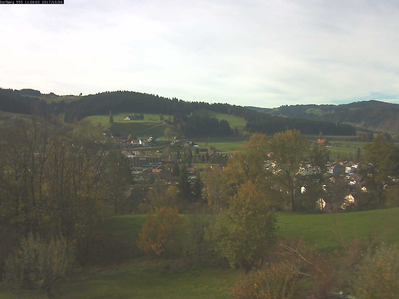 Webcam-Bild: Aussicht vom Dorfberg in Langnau 20171026-110601
