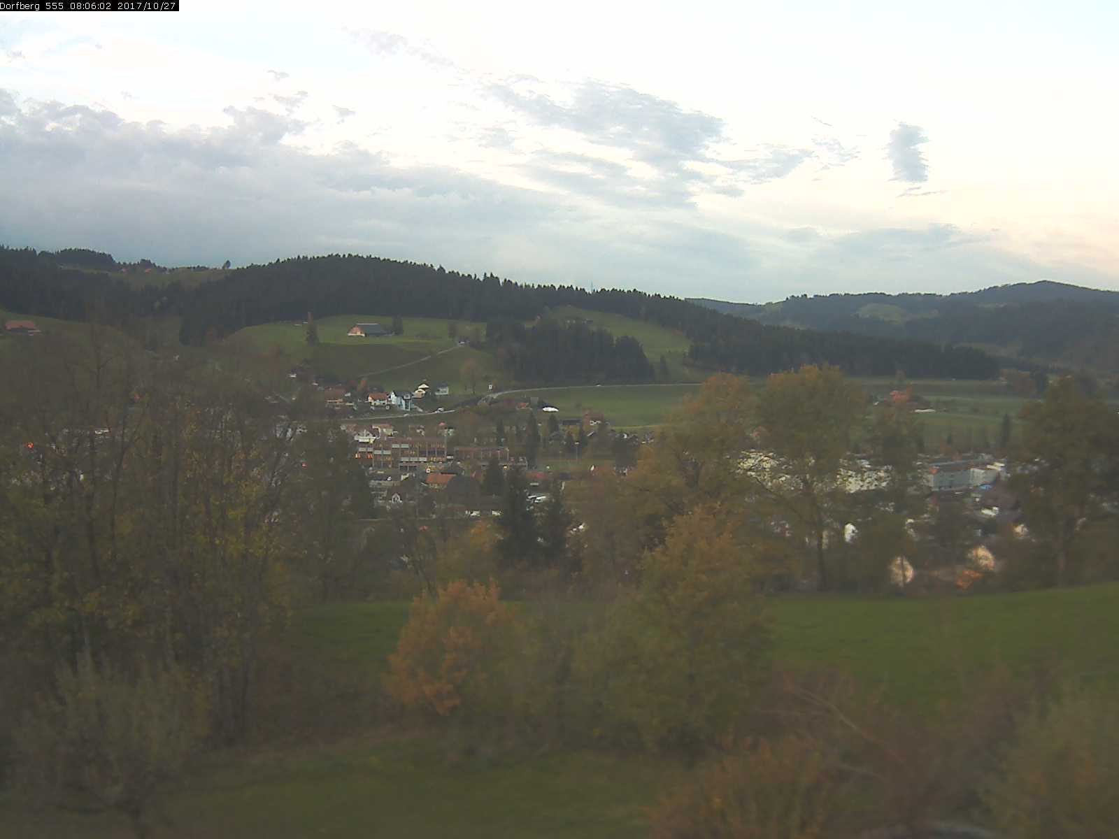 Webcam-Bild: Aussicht vom Dorfberg in Langnau 20171027-080601