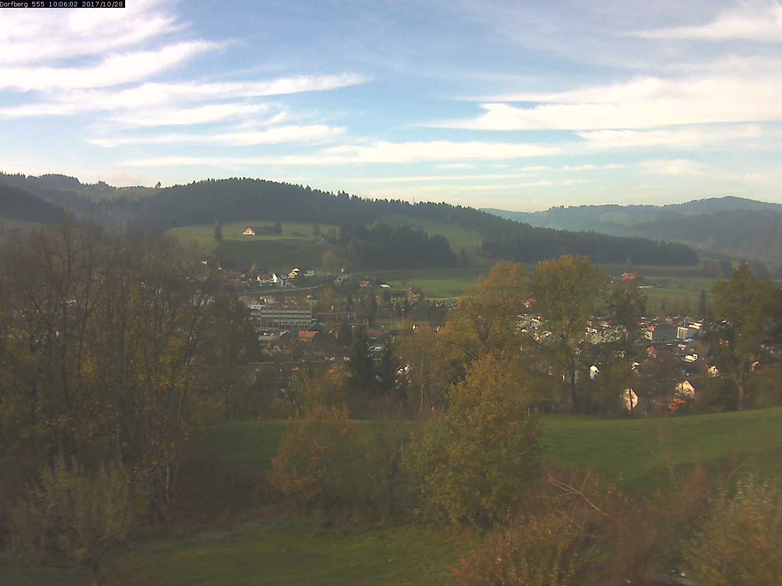 Webcam-Bild: Aussicht vom Dorfberg in Langnau 20171028-100601