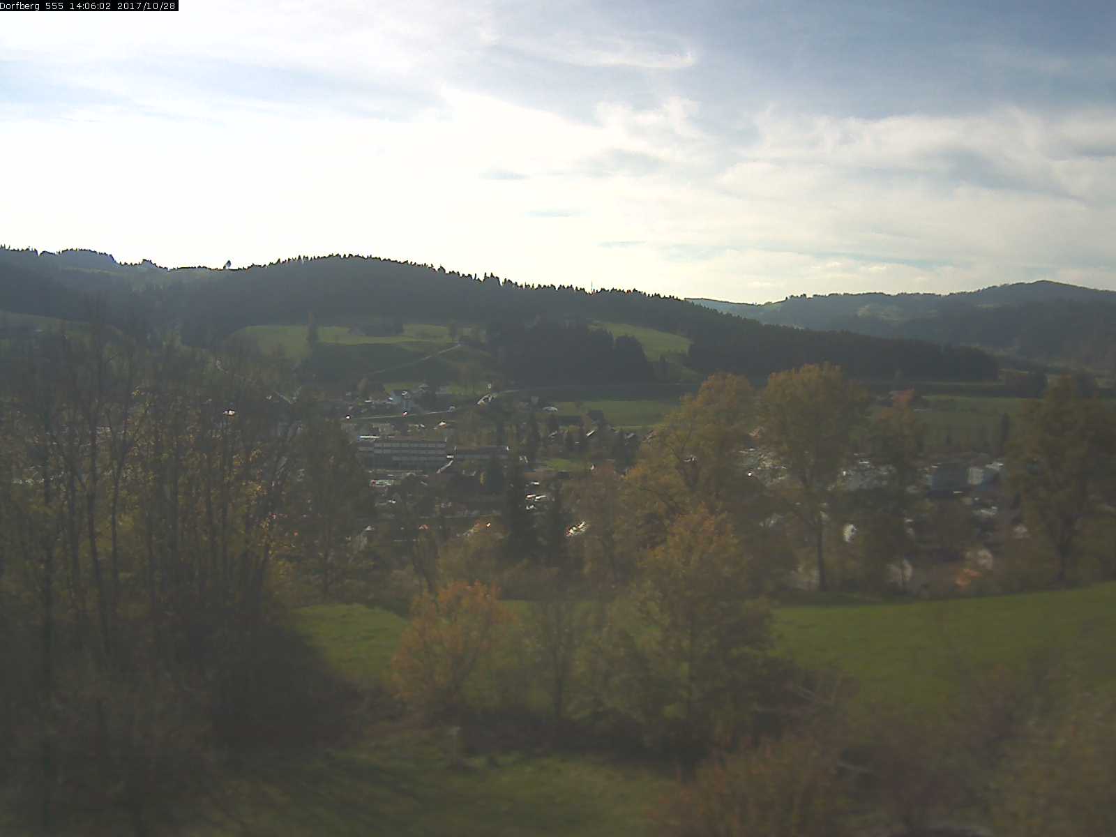 Webcam-Bild: Aussicht vom Dorfberg in Langnau 20171028-140601