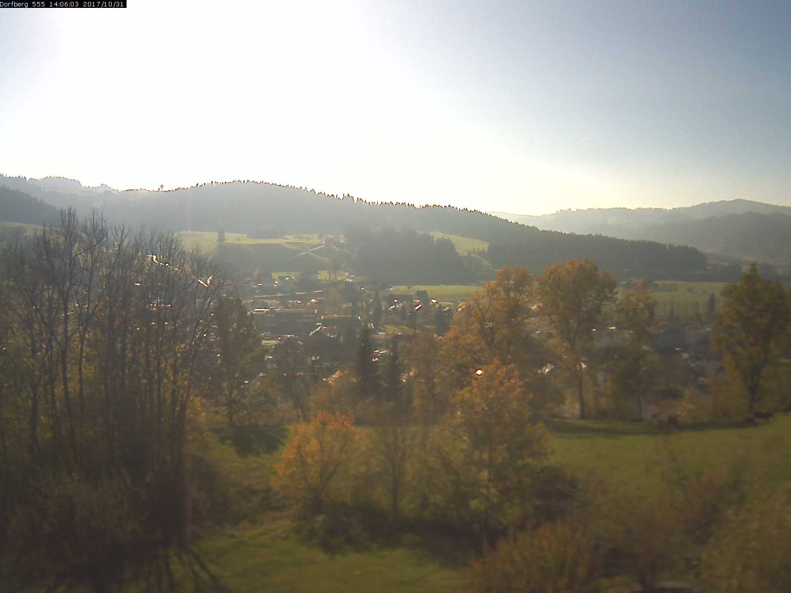 Webcam-Bild: Aussicht vom Dorfberg in Langnau 20171031-140602