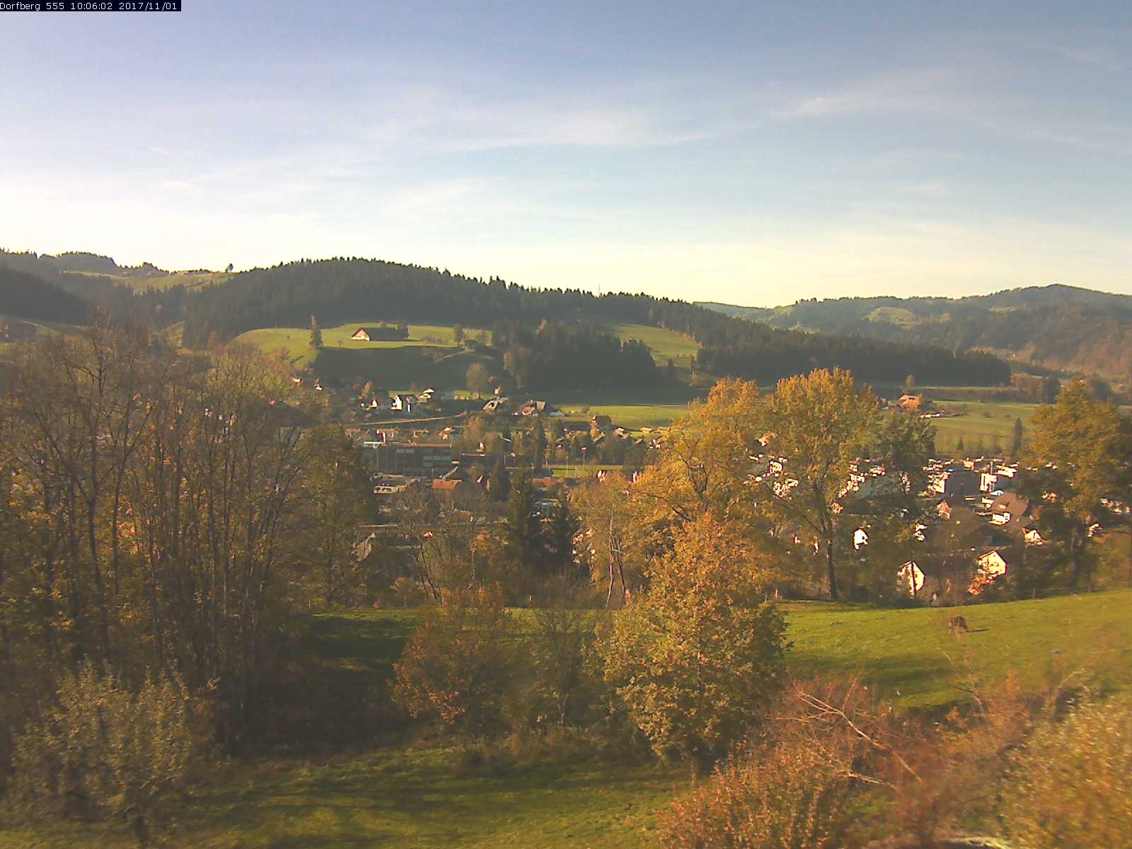 Webcam-Bild: Aussicht vom Dorfberg in Langnau 20171101-100601