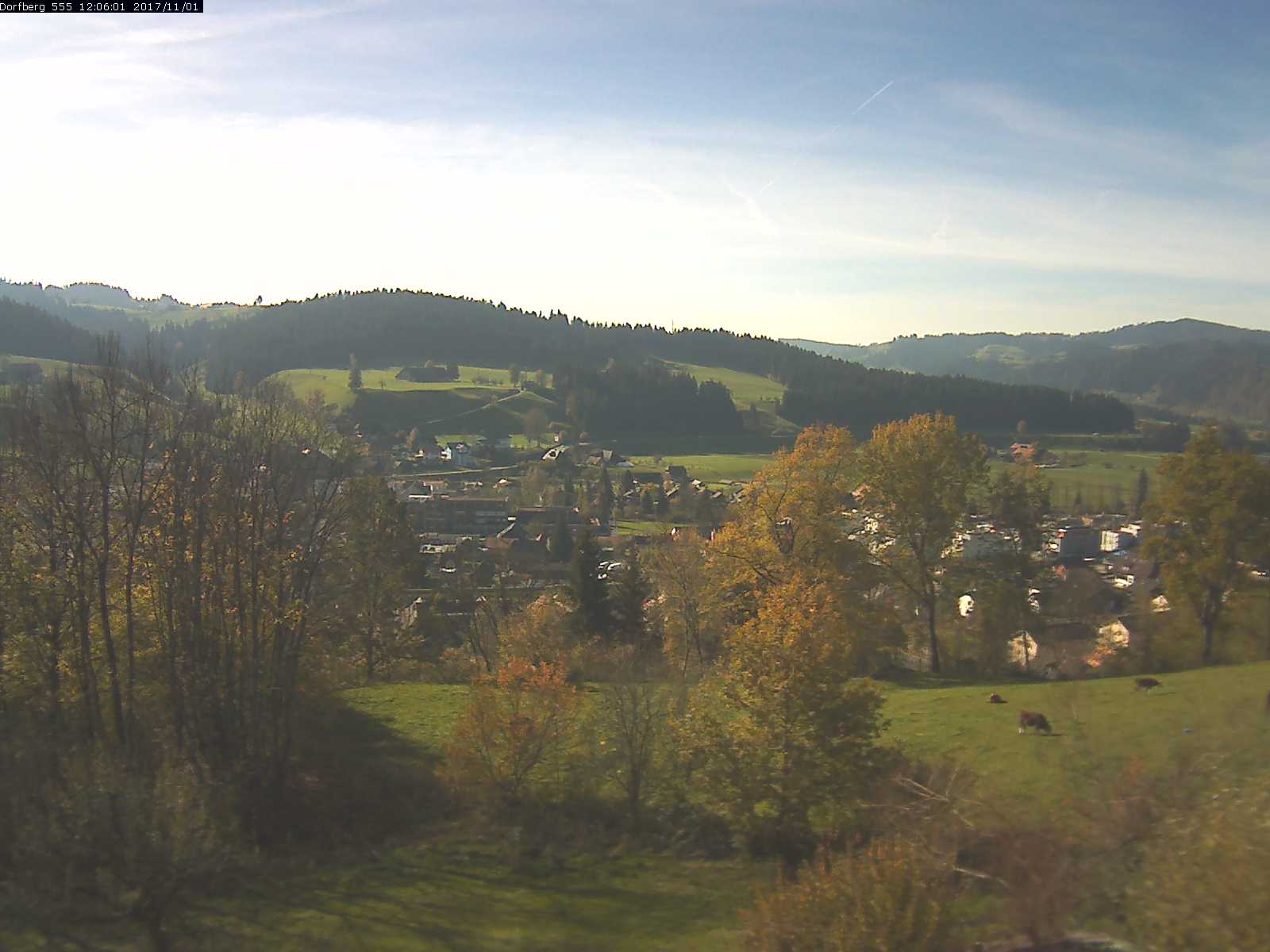 Webcam-Bild: Aussicht vom Dorfberg in Langnau 20171101-120601