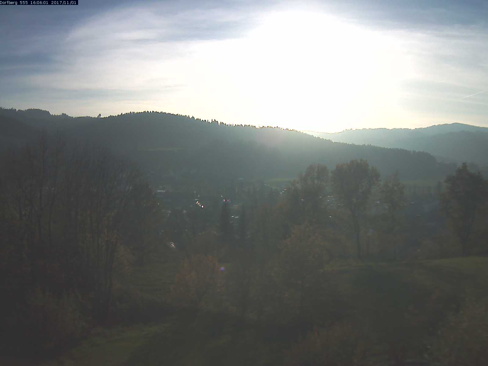 Webcam-Bild: Aussicht vom Dorfberg in Langnau 20171101-160601
