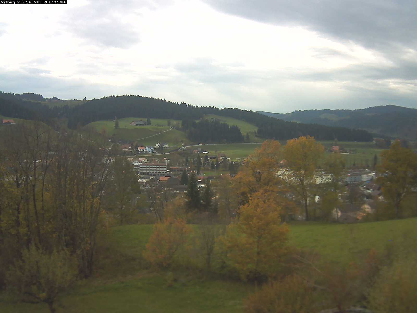 Webcam-Bild: Aussicht vom Dorfberg in Langnau 20171104-140601