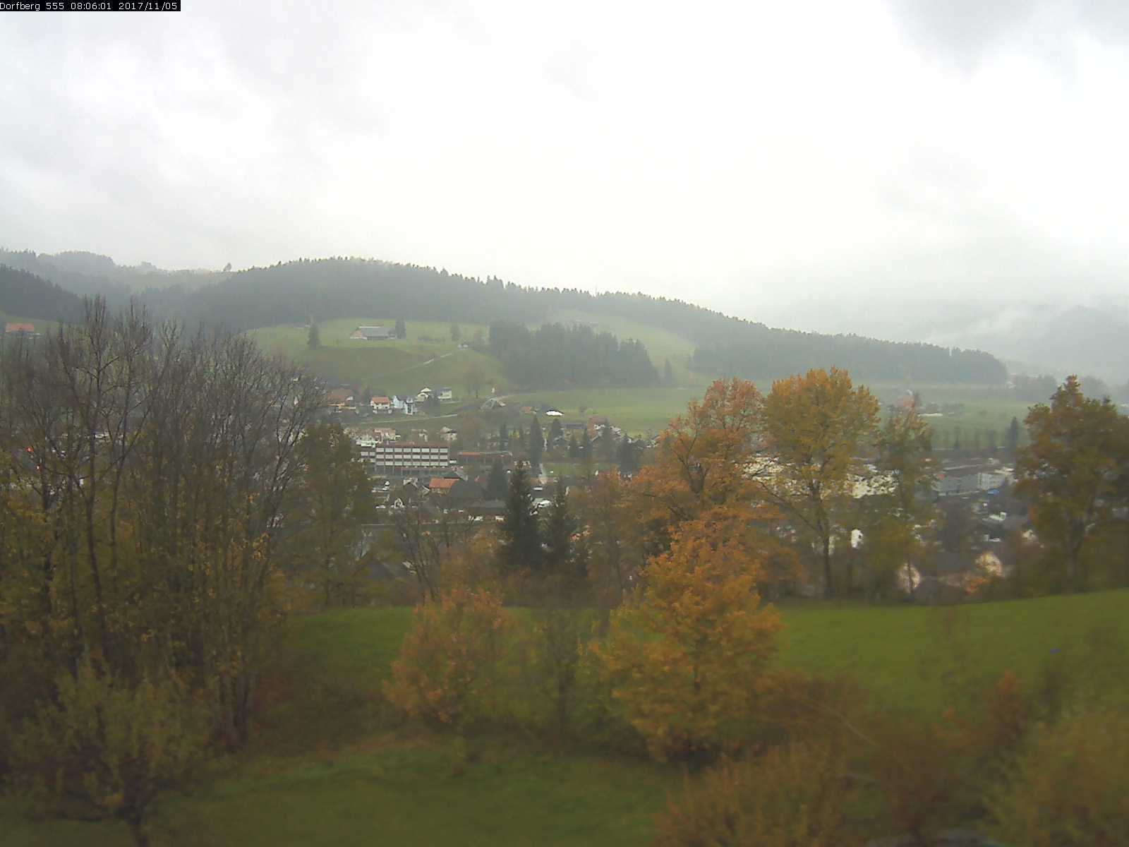 Webcam-Bild: Aussicht vom Dorfberg in Langnau 20171105-080601
