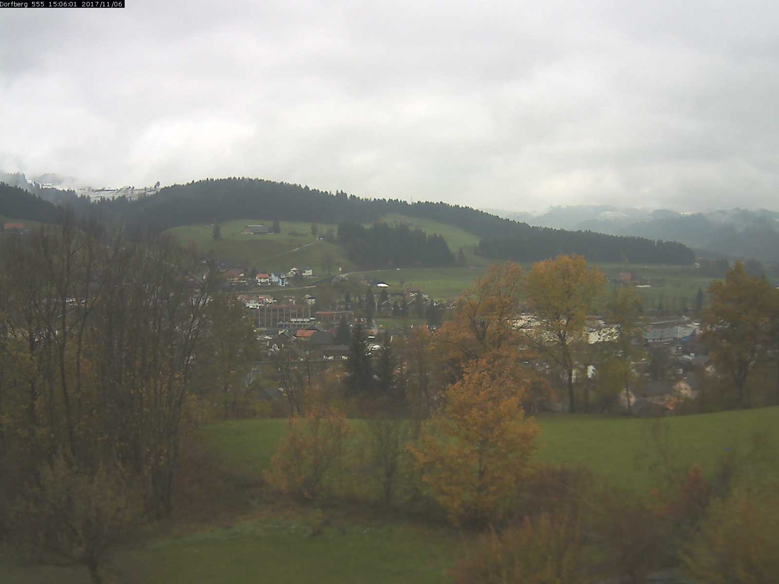 Webcam-Bild: Aussicht vom Dorfberg in Langnau 20171106-150601
