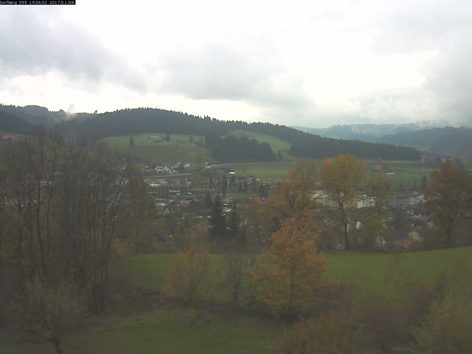 Webcam-Bild: Aussicht vom Dorfberg in Langnau 20171108-150602