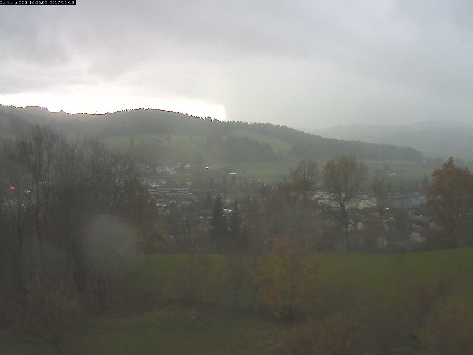 Webcam-Bild: Aussicht vom Dorfberg in Langnau 20171112-160601