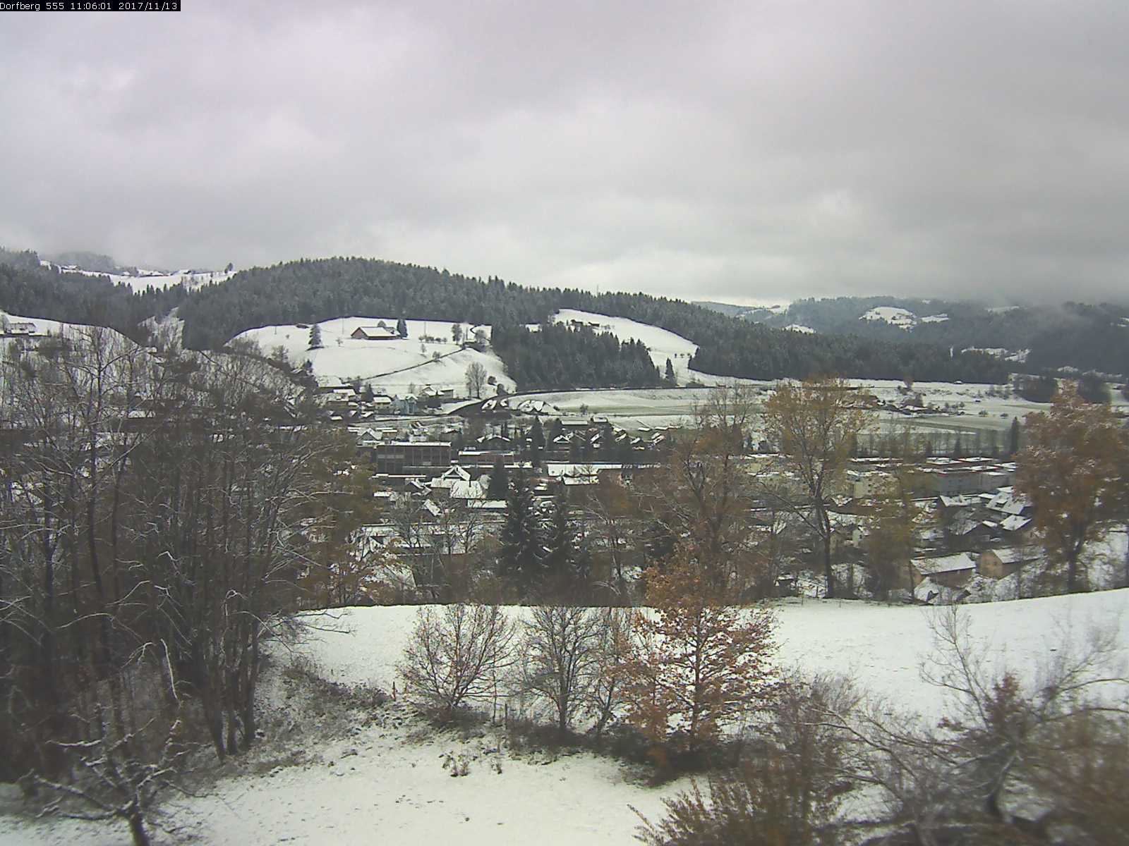 Webcam-Bild: Aussicht vom Dorfberg in Langnau 20171113-110601